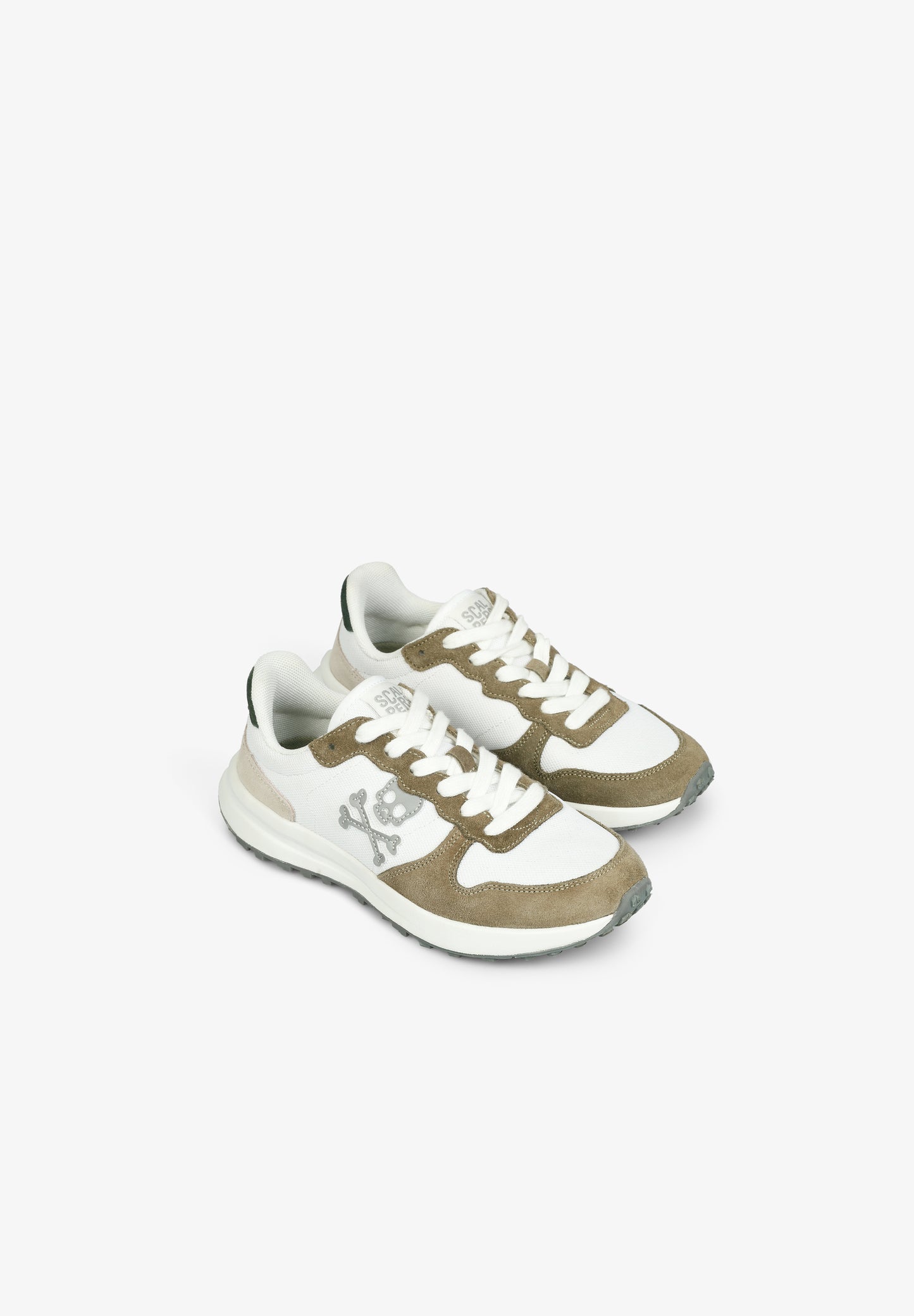 SNEAKERS CALAVERA SUELA DENTADA