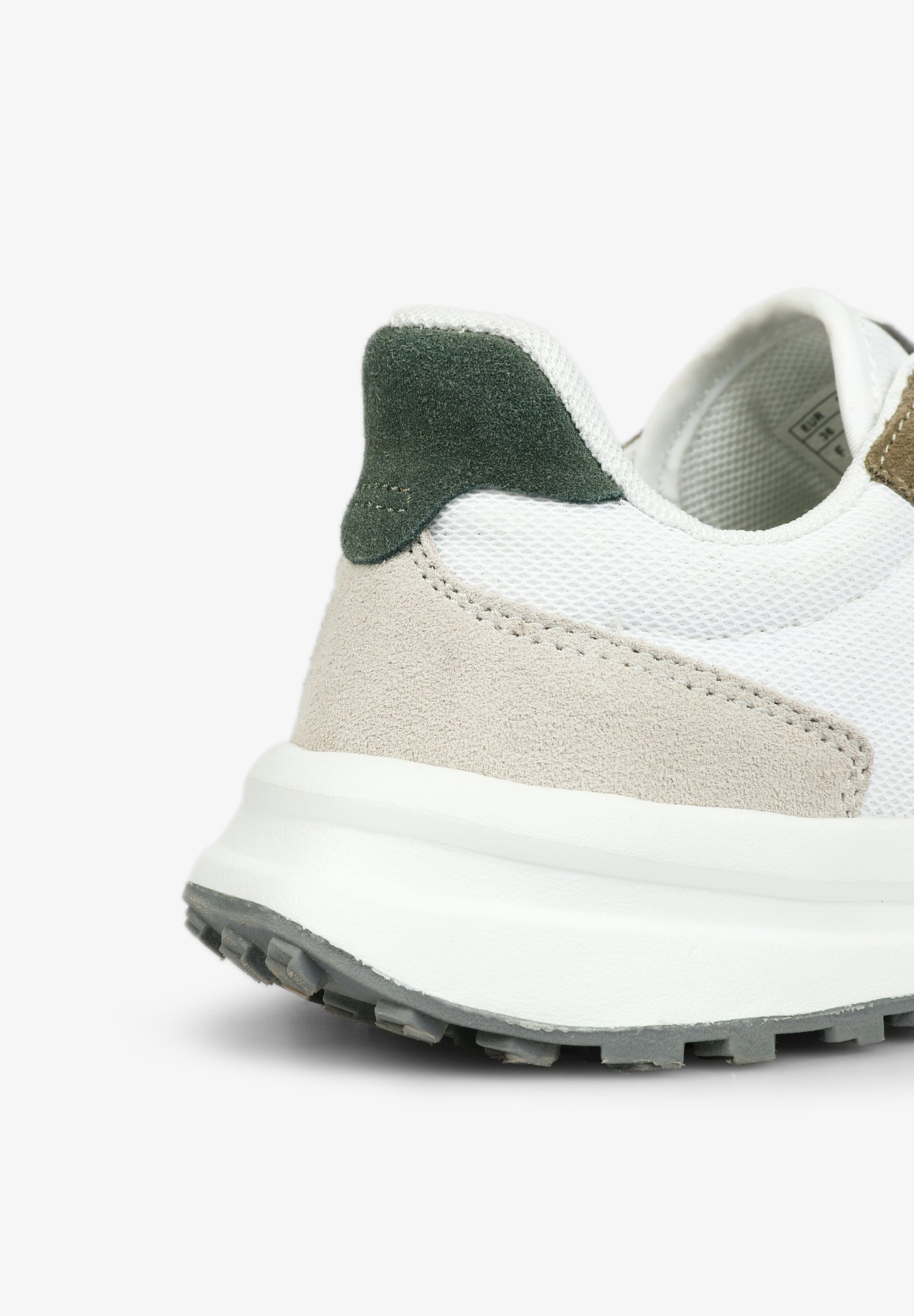 SNEAKERS CALAVERA SUELA DENTADA