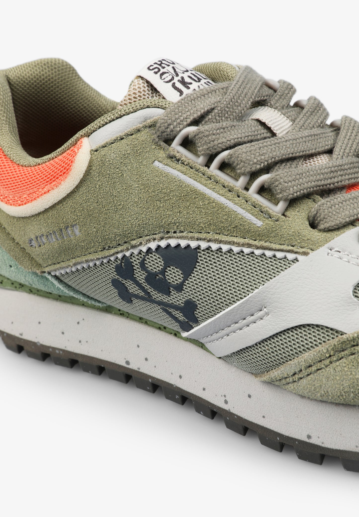 SNEAKERS TEJIDOS CALAVERA