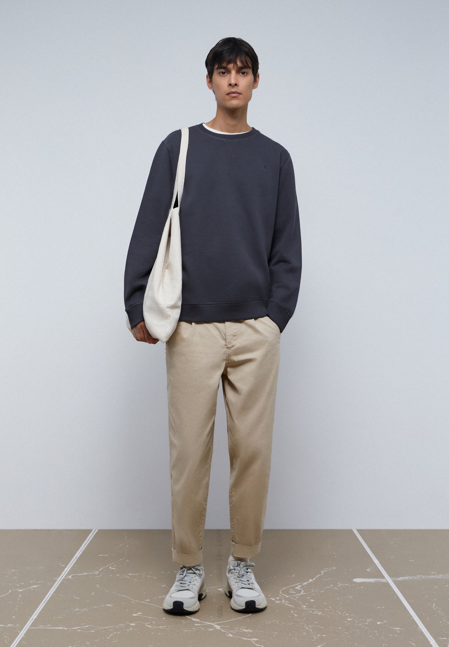 SUDADERA BÁSICA CALAVERA