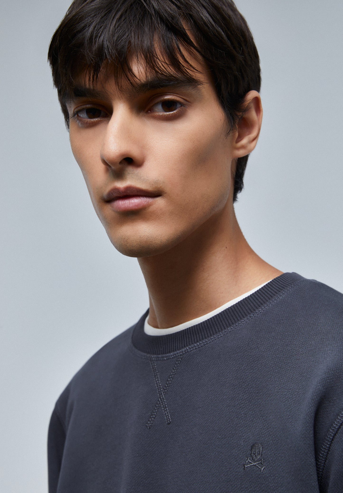 SUDADERA BÁSICA CALAVERA