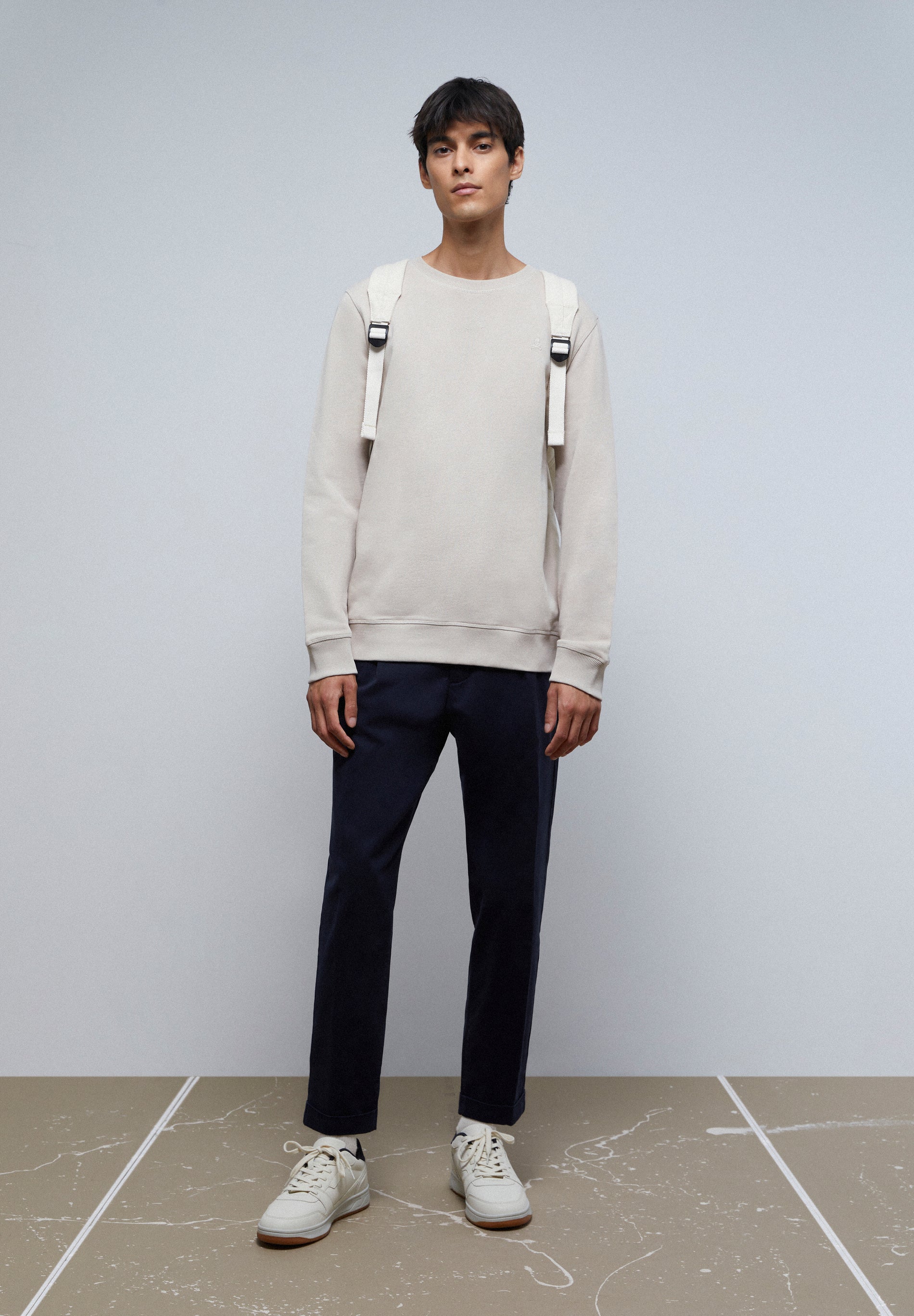 SUDADERA BÁSICA CALAVERA