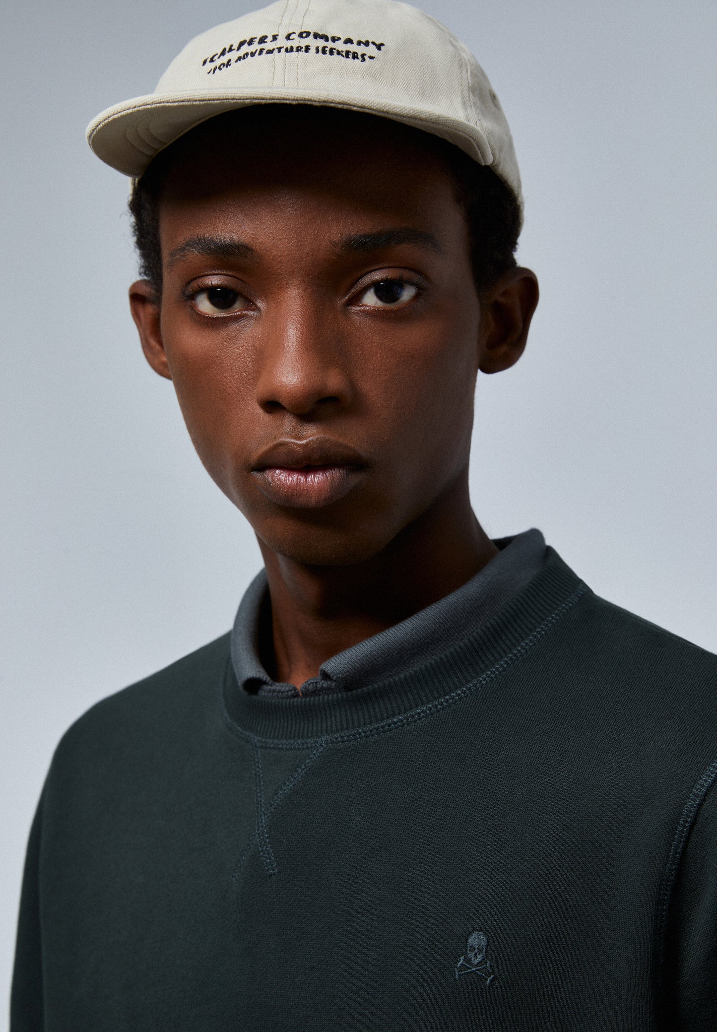 GORRA CANVAS LOGO BORDADO