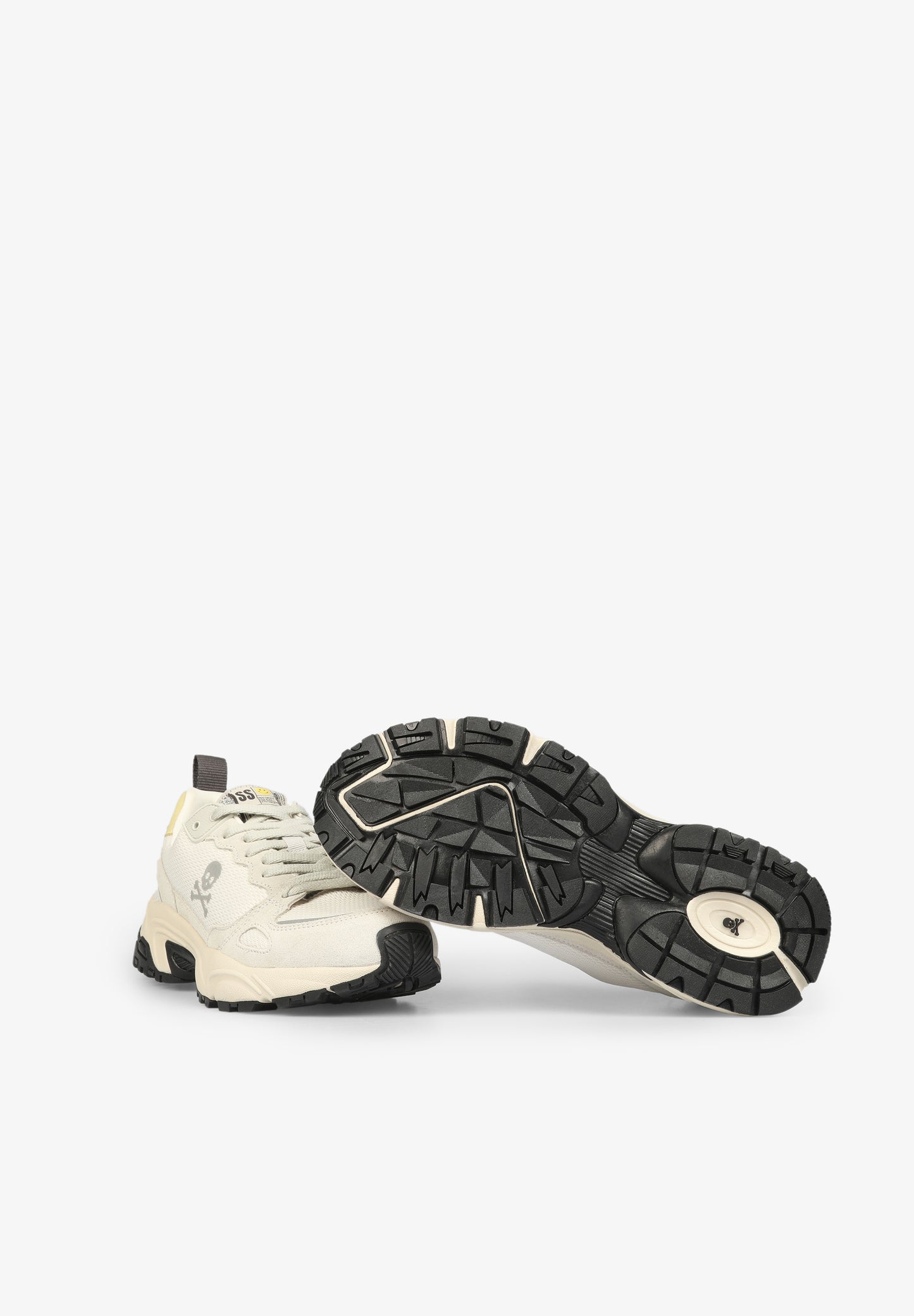 SNEAKERS LIGERA SUELA PRONUNCIADA