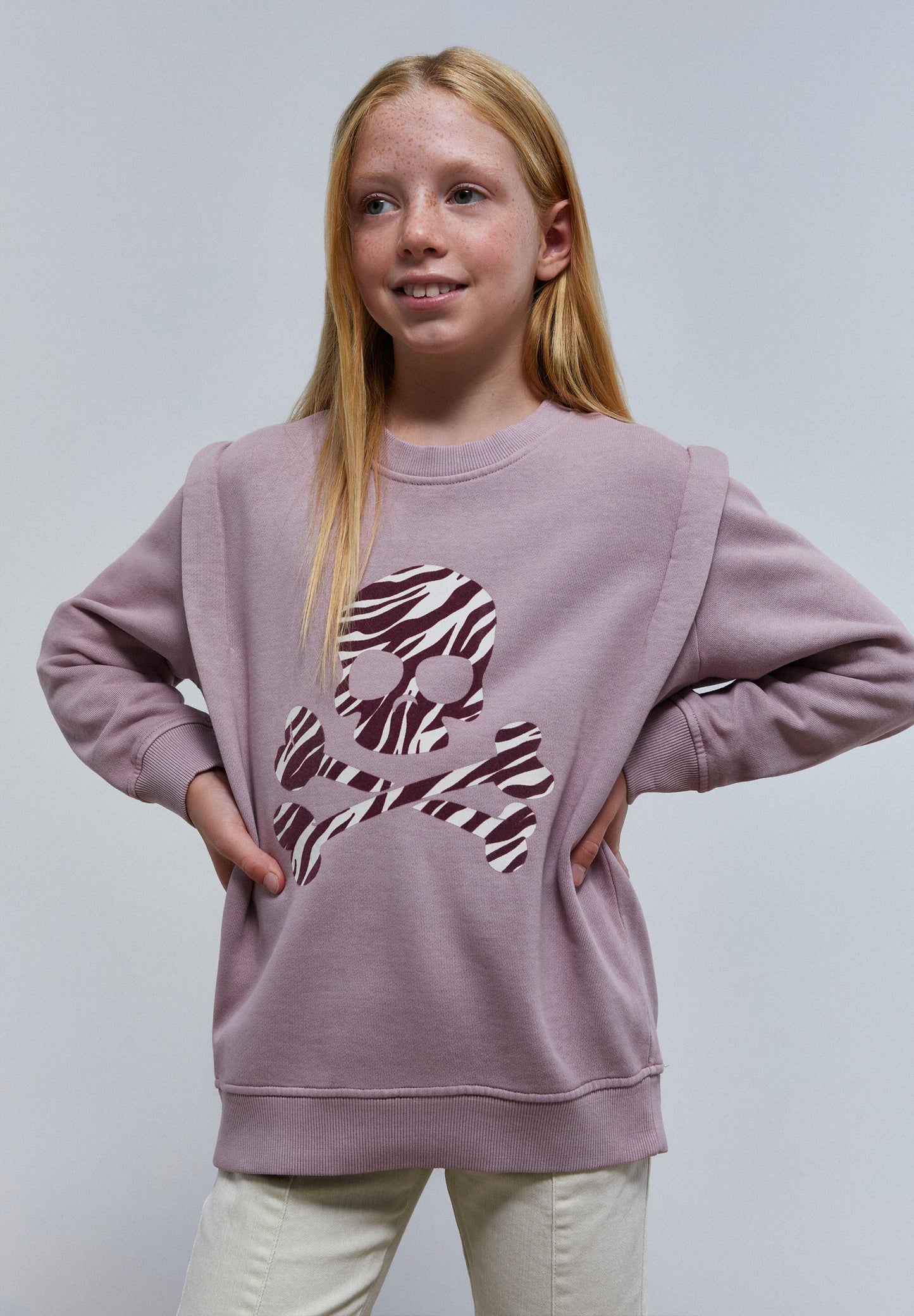 SUDADERA ZEBRA PLIEGUES HOMBRO