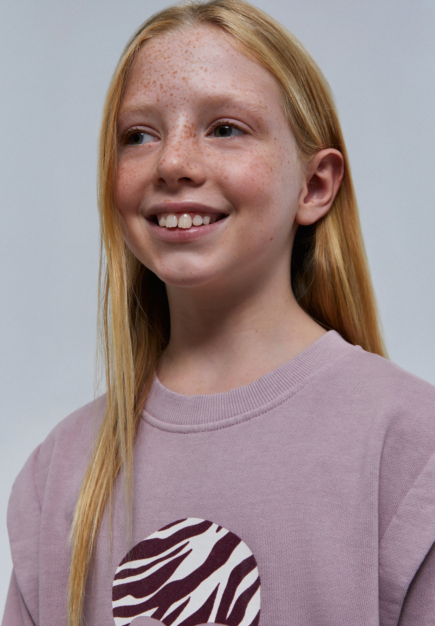 SUDADERA ZEBRA PLIEGUES HOMBRO