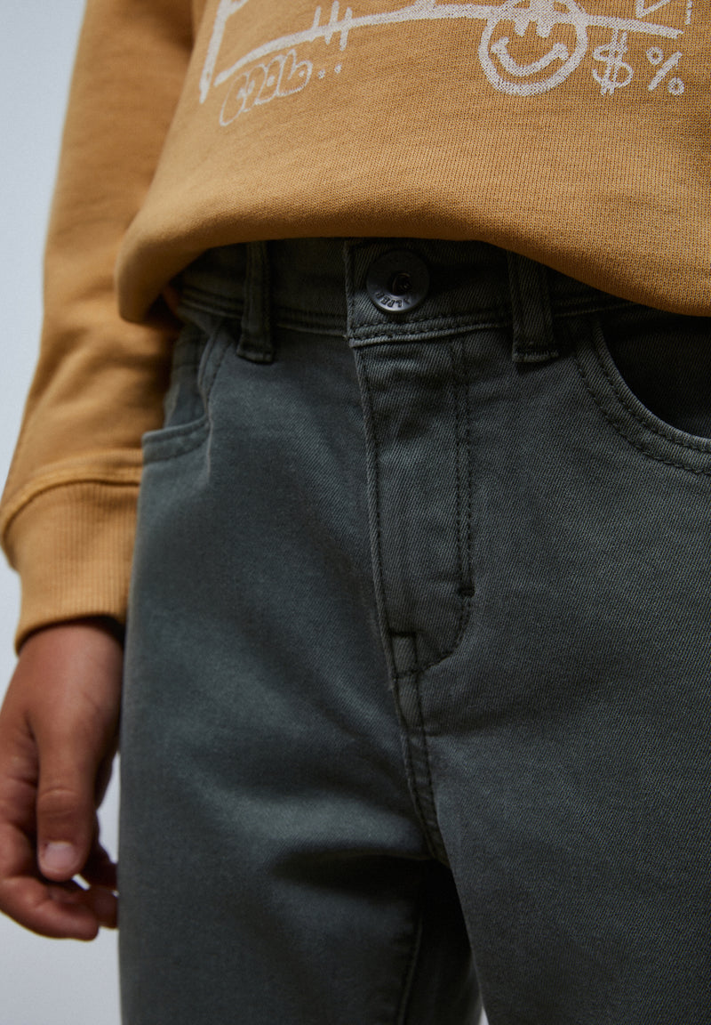 PANTALÓN CINCO BOLSILLOS
