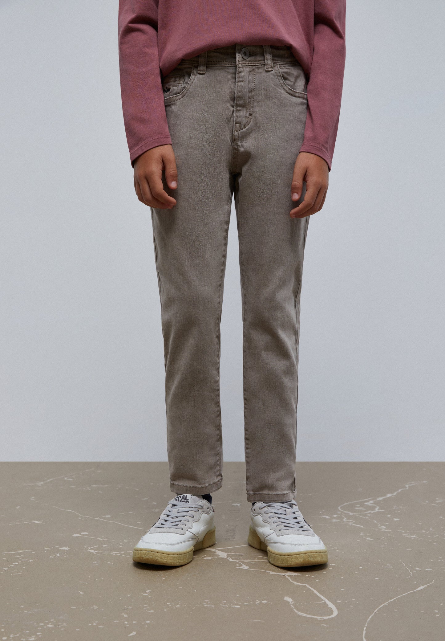 PANTALÓN CINCO BOLSILLOS