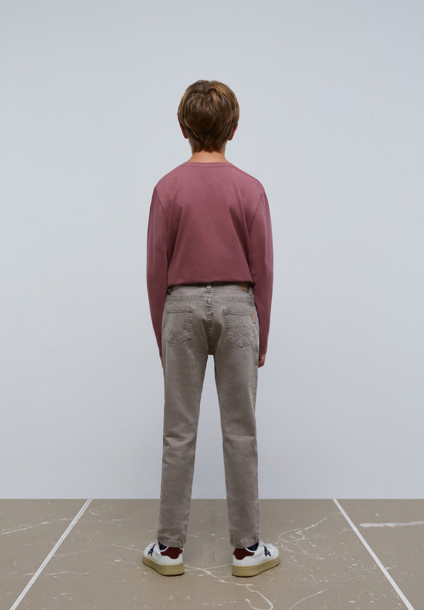 PANTALÓN CINCO BOLSILLOS