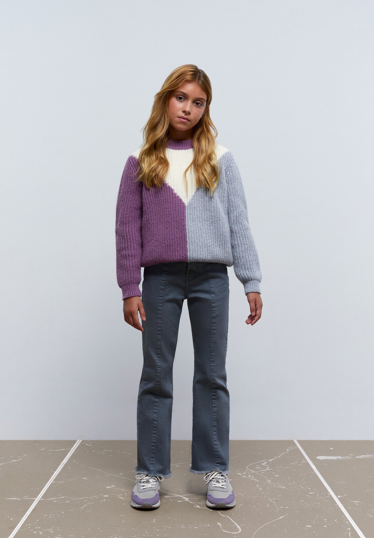 PANTALÓN FLARE BOTONES