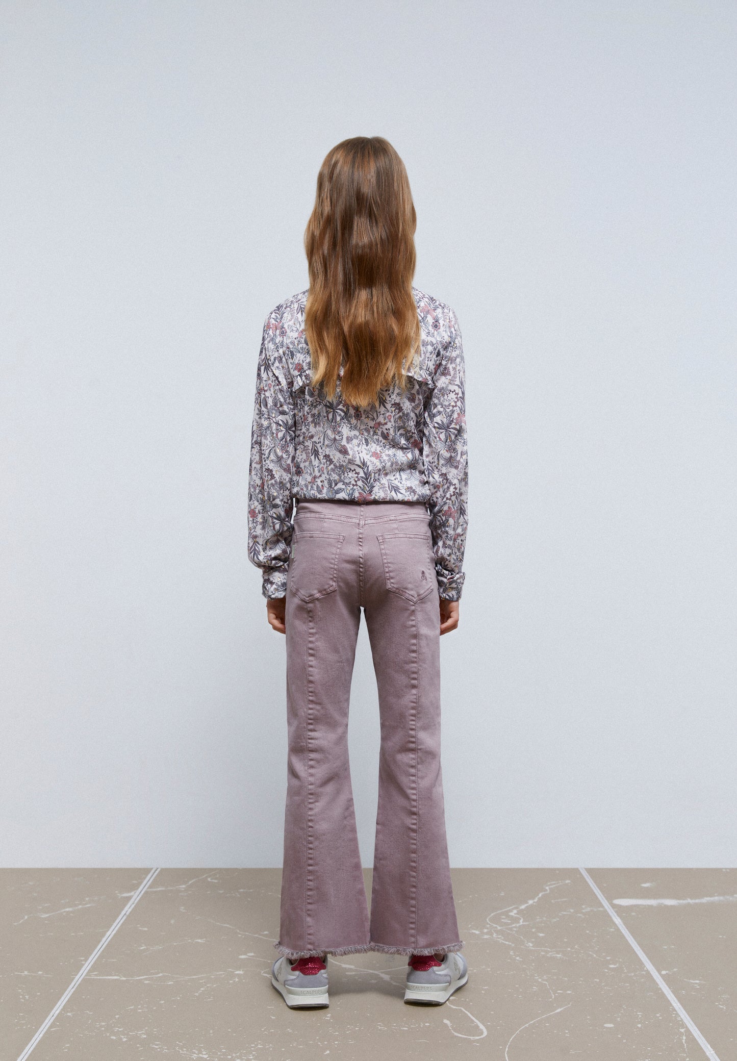 PANTALÓN FLARE BOTONES