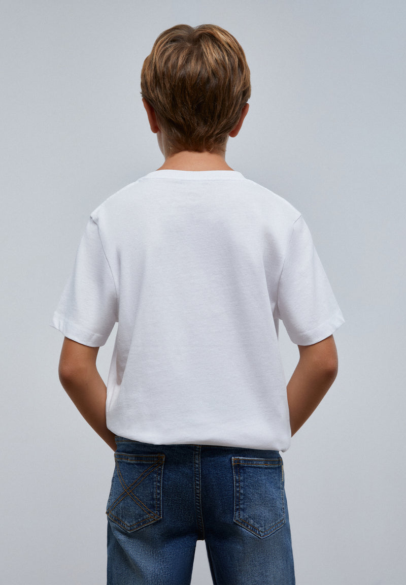 CAMISETA DIBUJO LOGO TRASERO