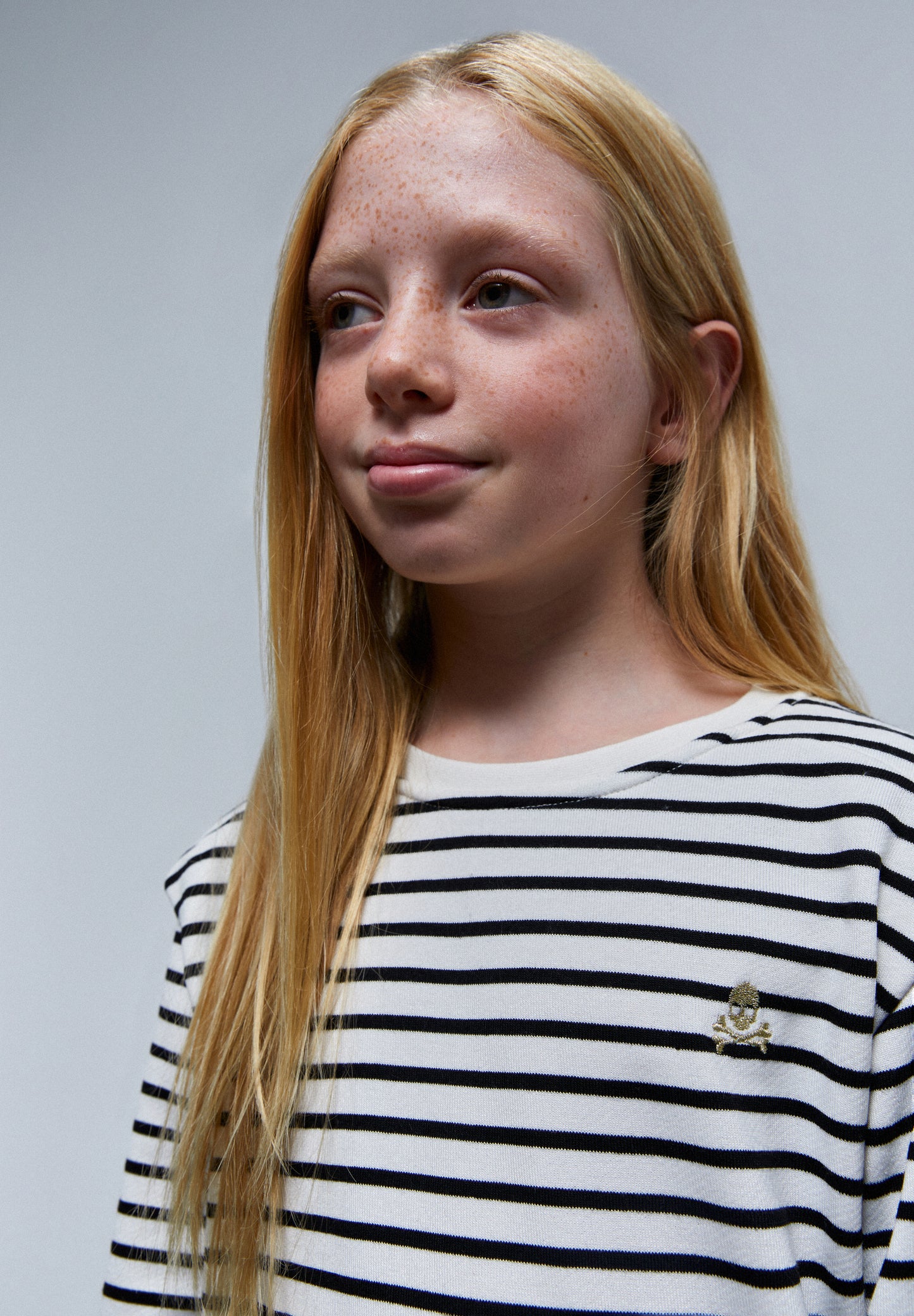 SUDADERA RAYAS CALAVERA