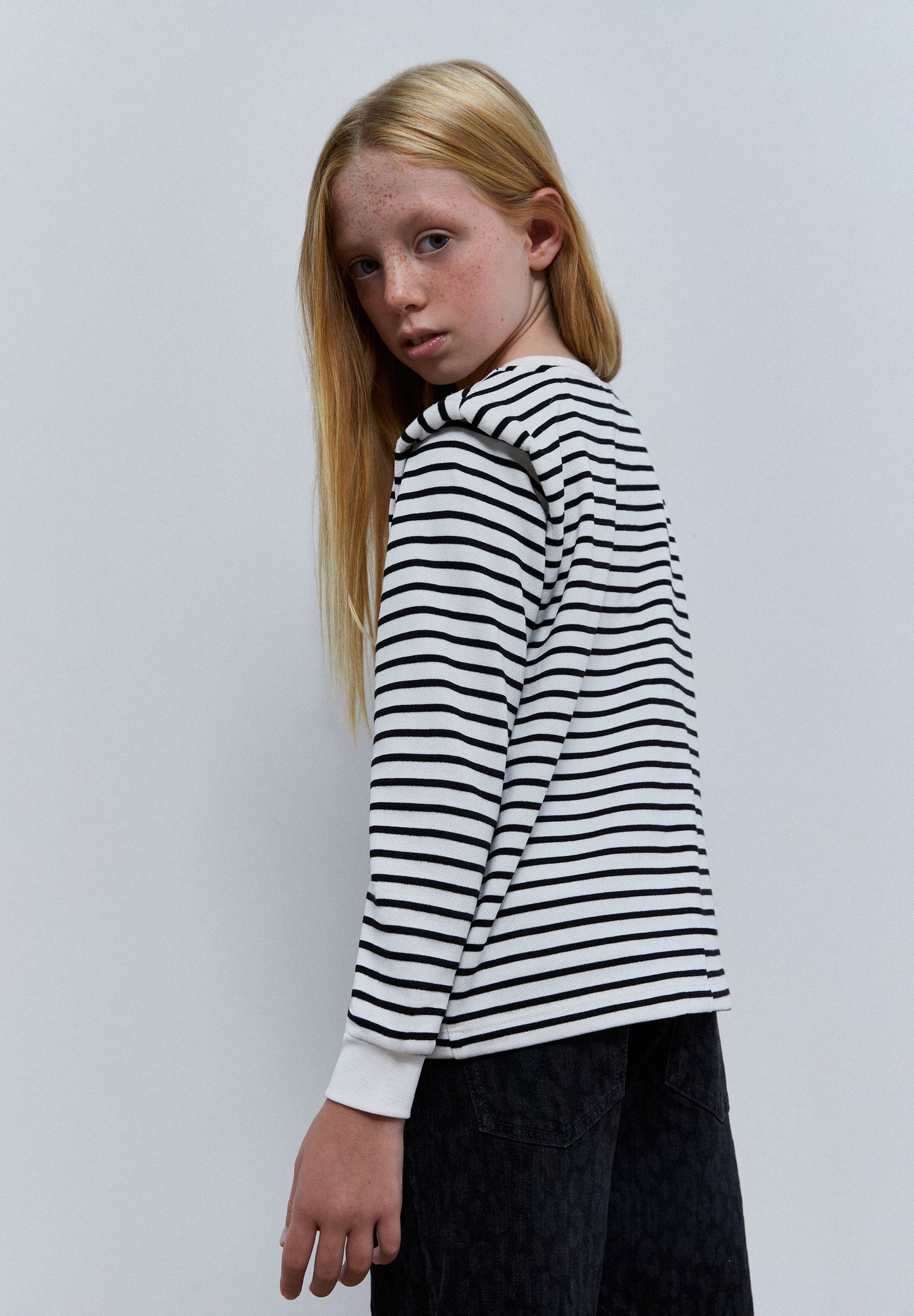 SUDADERA RAYAS CALAVERA