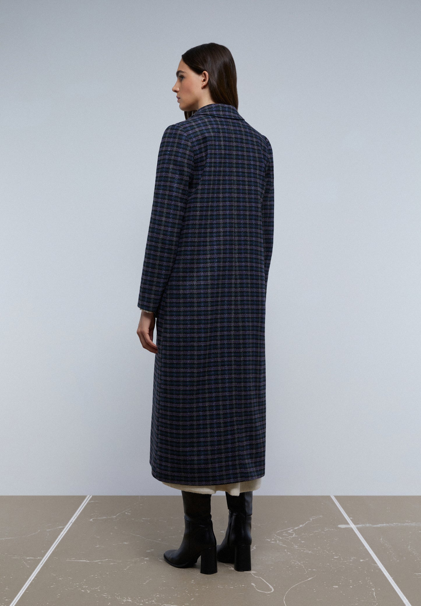 ABRIGO LARGO CUADROS BOLSILLOS