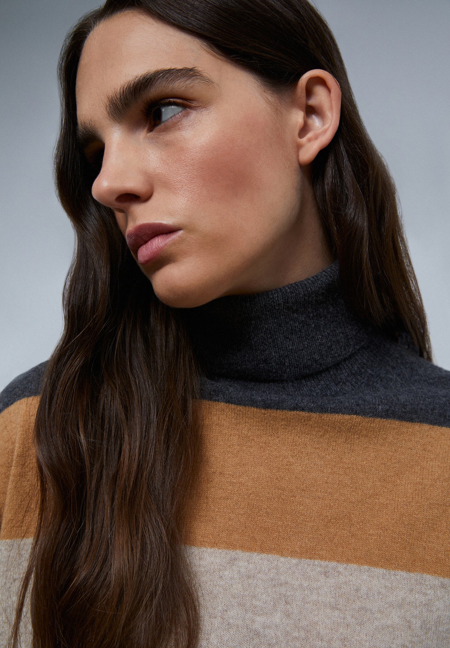 JERSEY PUNTO CUELLO ALTO CALAVERA