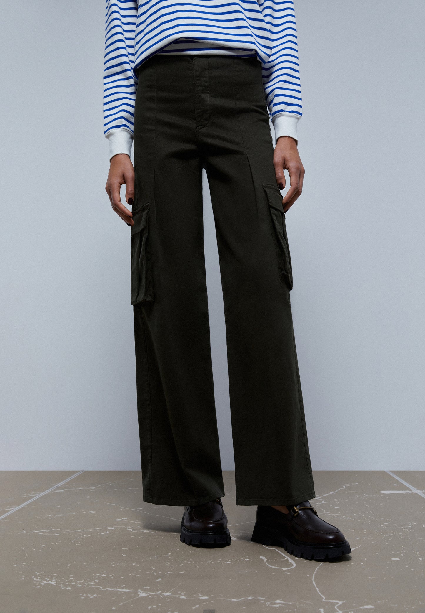 PANTALÓN CARGO PINZAS