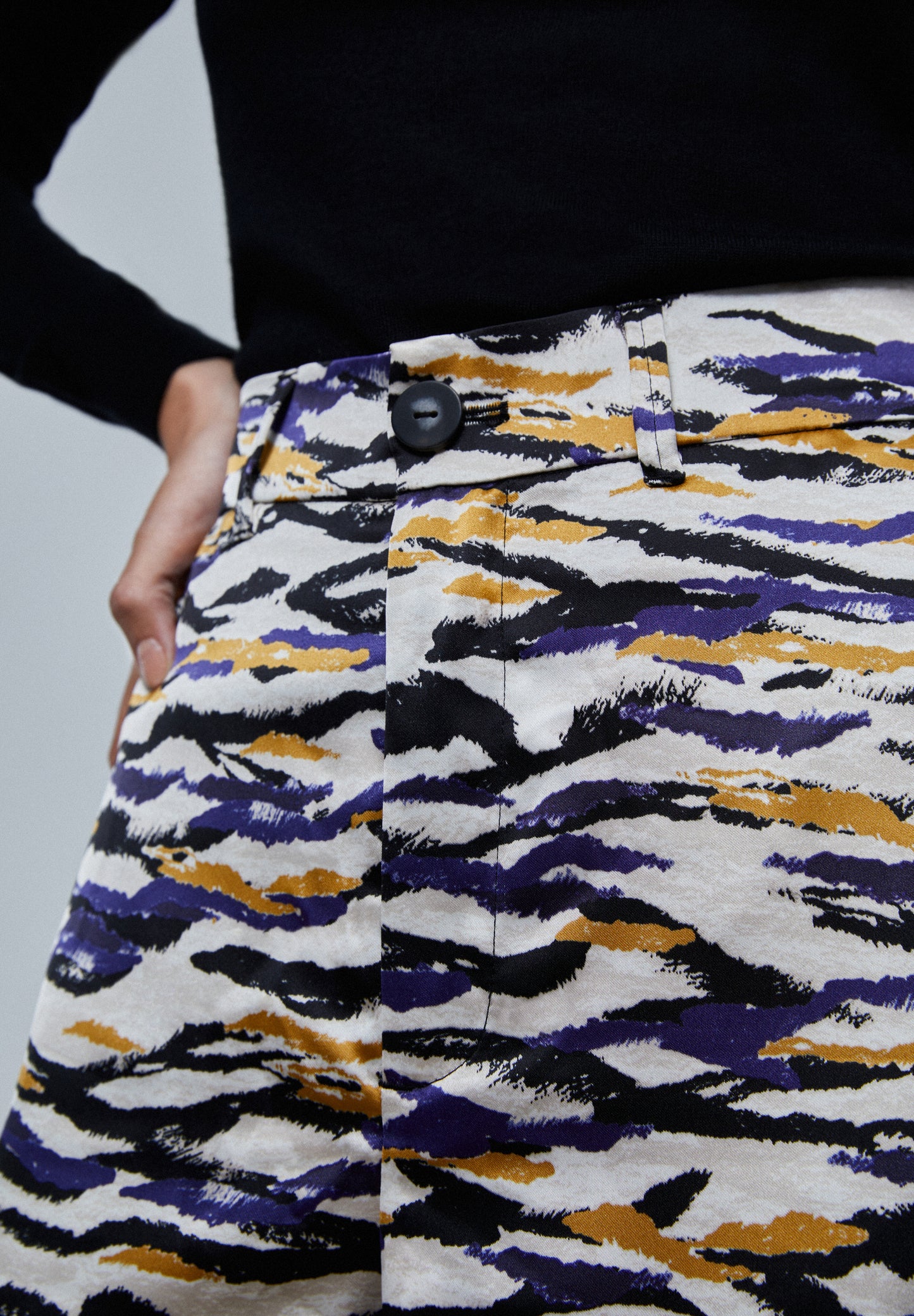 PANTALÓN SATINADO CEBRA