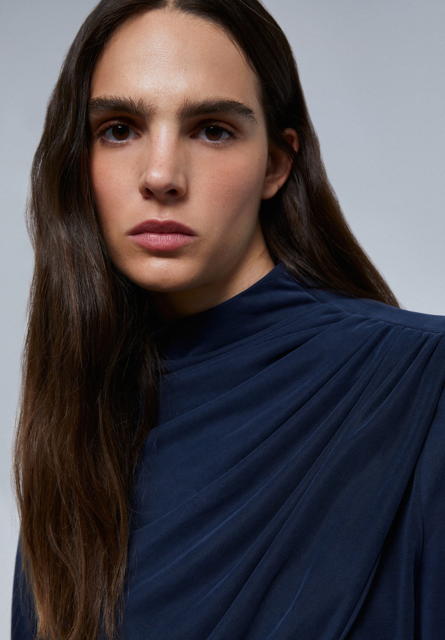 TOP DETALLE DRAPEADO HOMBRO