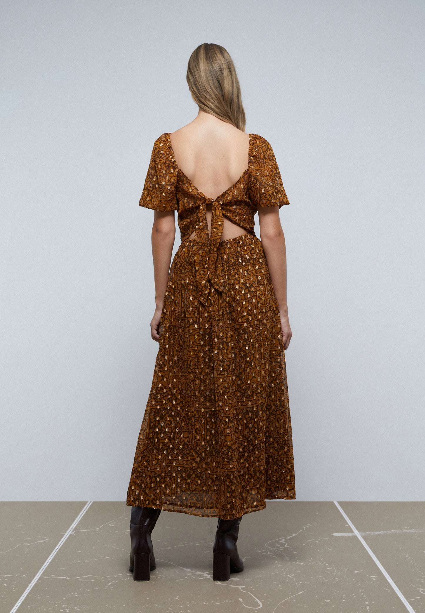 VESTIDO MIDI DETALLE FRUNCE PECHO