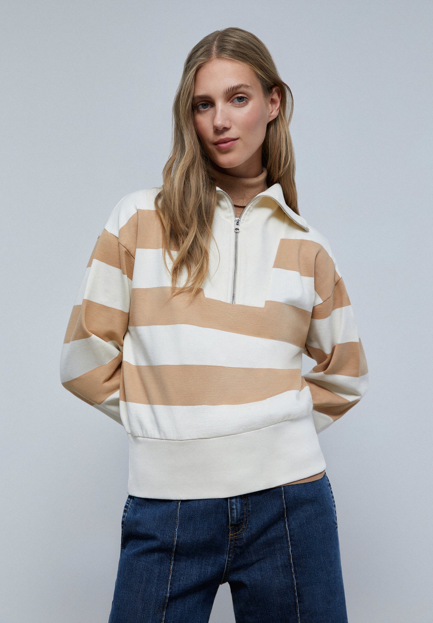 SUDADERA RAYAS CREMALLERA CUELLO