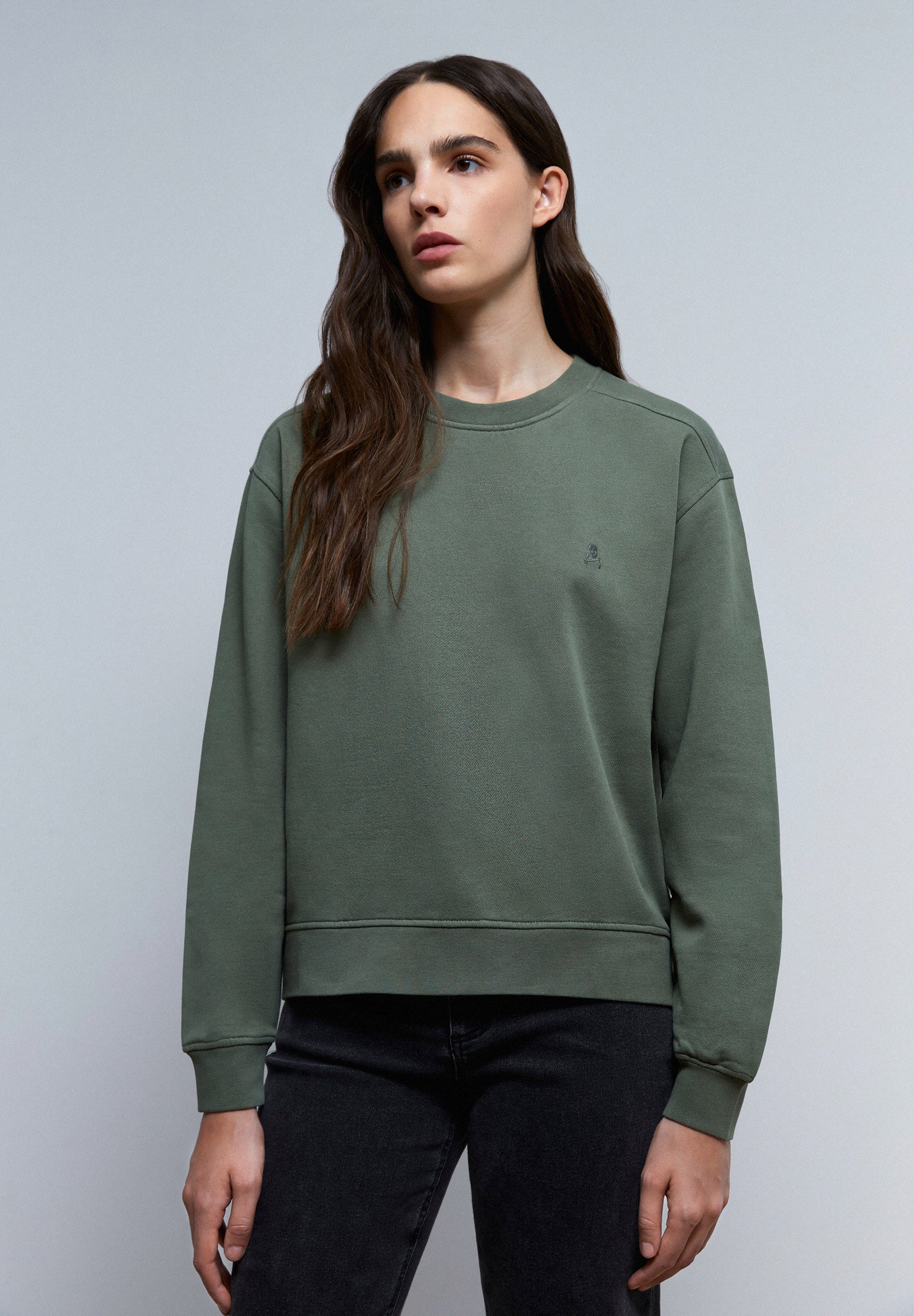 SUDADERA BÁSICA CALAVERA