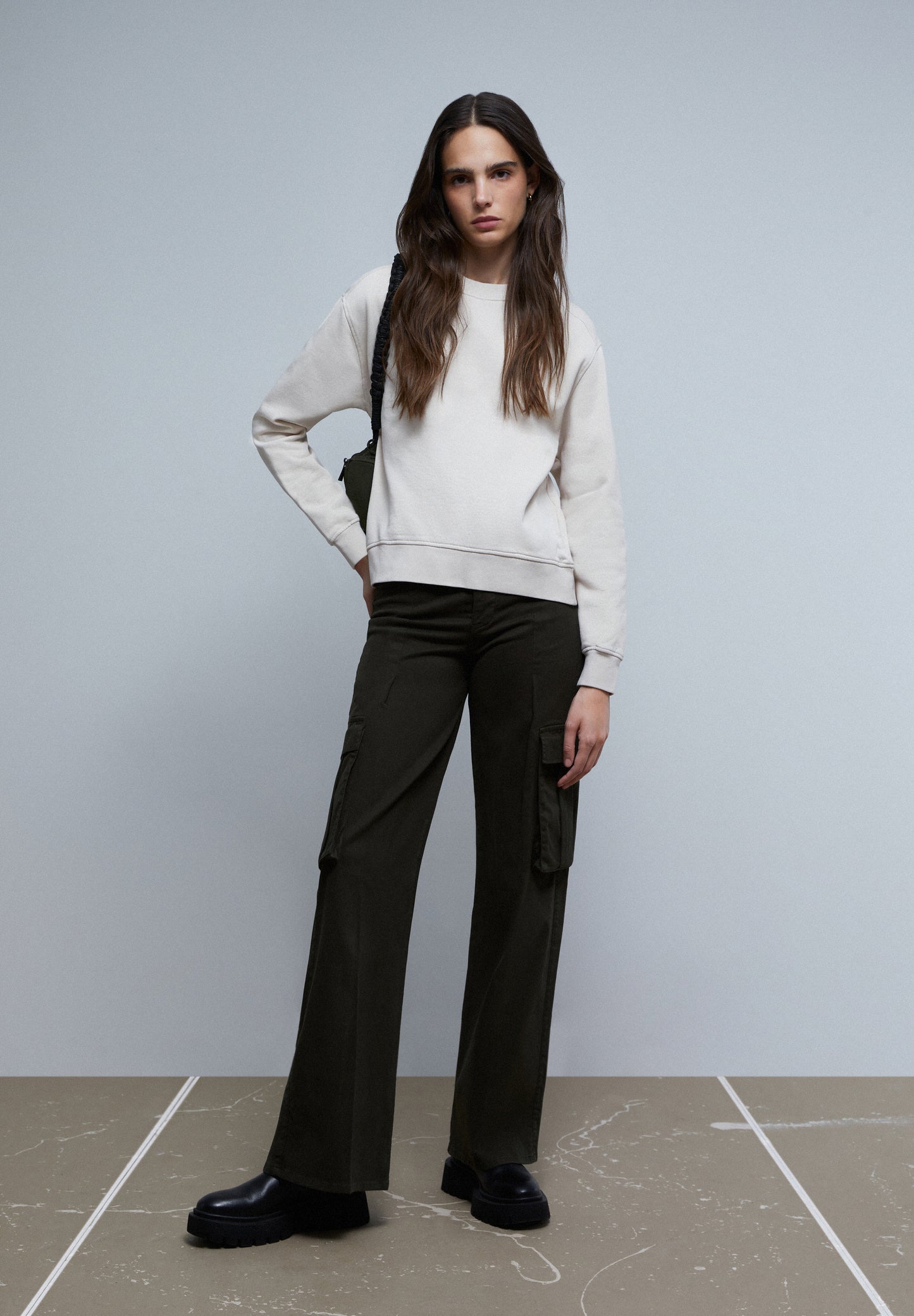 SUDADERA BÁSICA CALAVERA