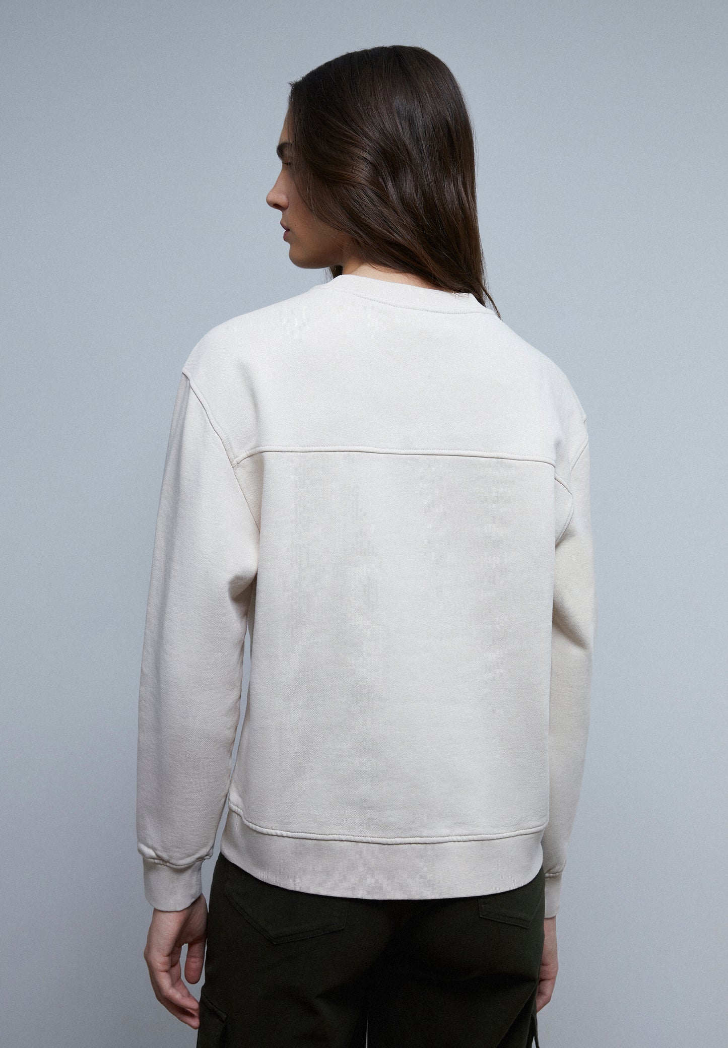 SUDADERA BÁSICA CALAVERA