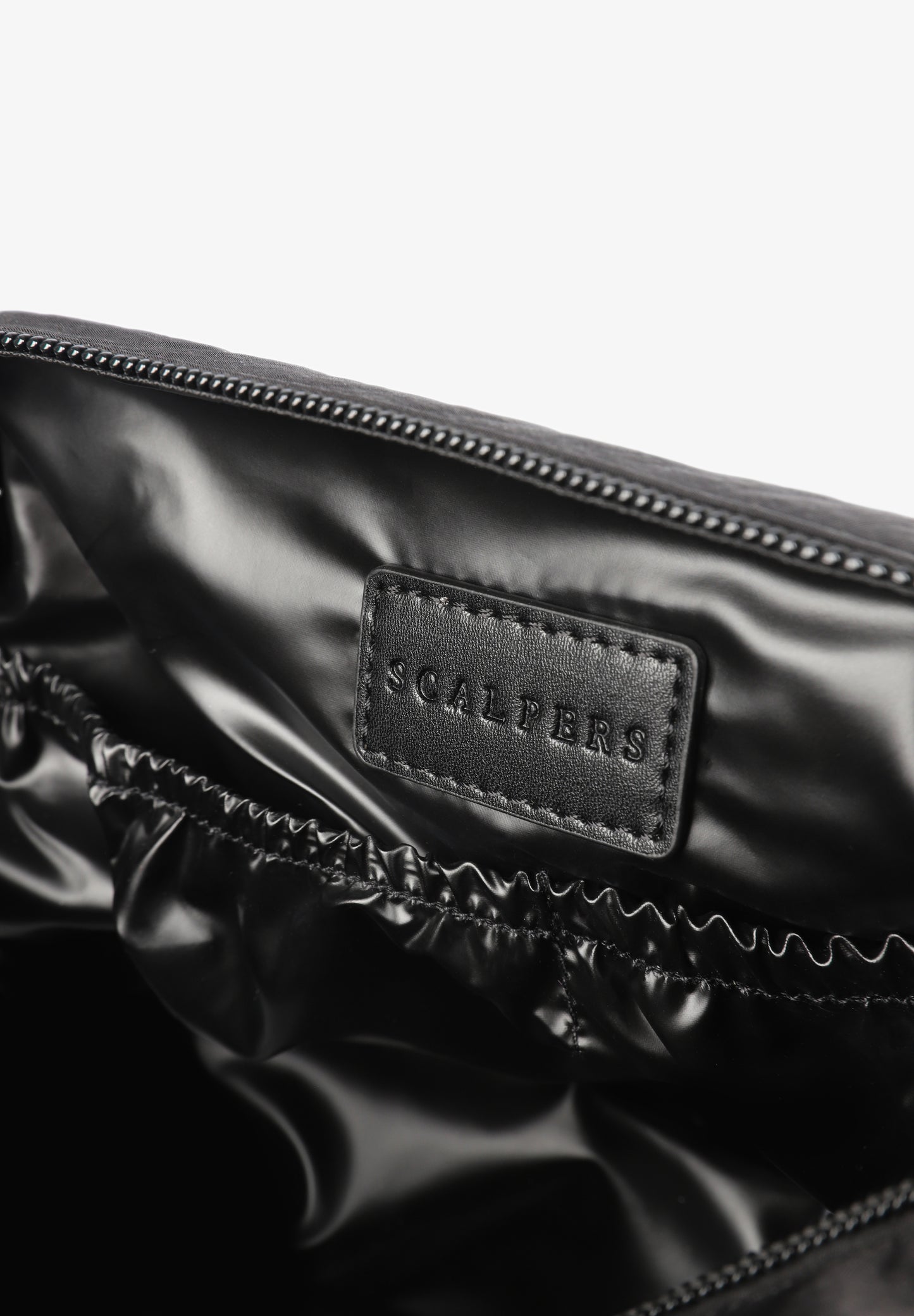 NECESER DETALLE CREMALLERA