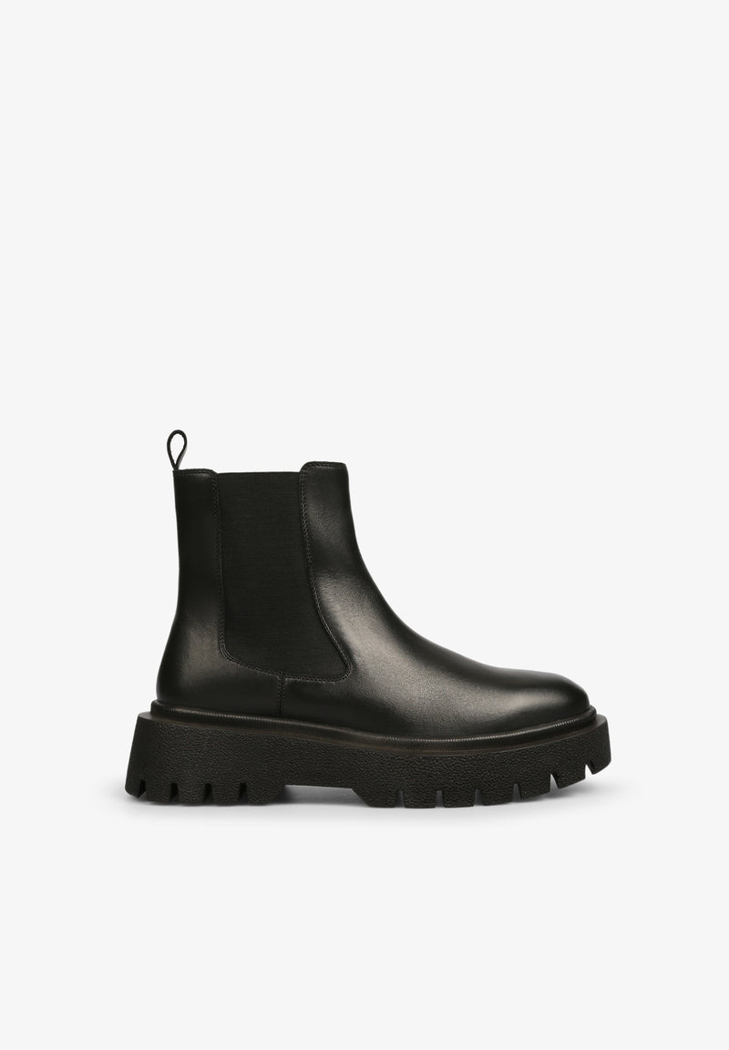 BOTAS CORTAS SUELA TRACK