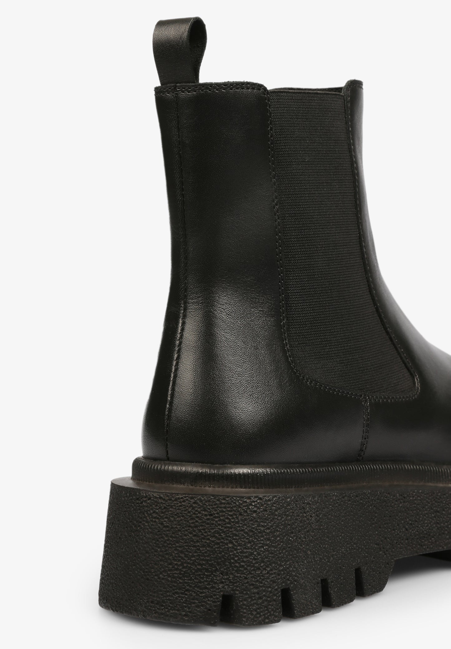 BOTAS CORTAS SUELA TRACK