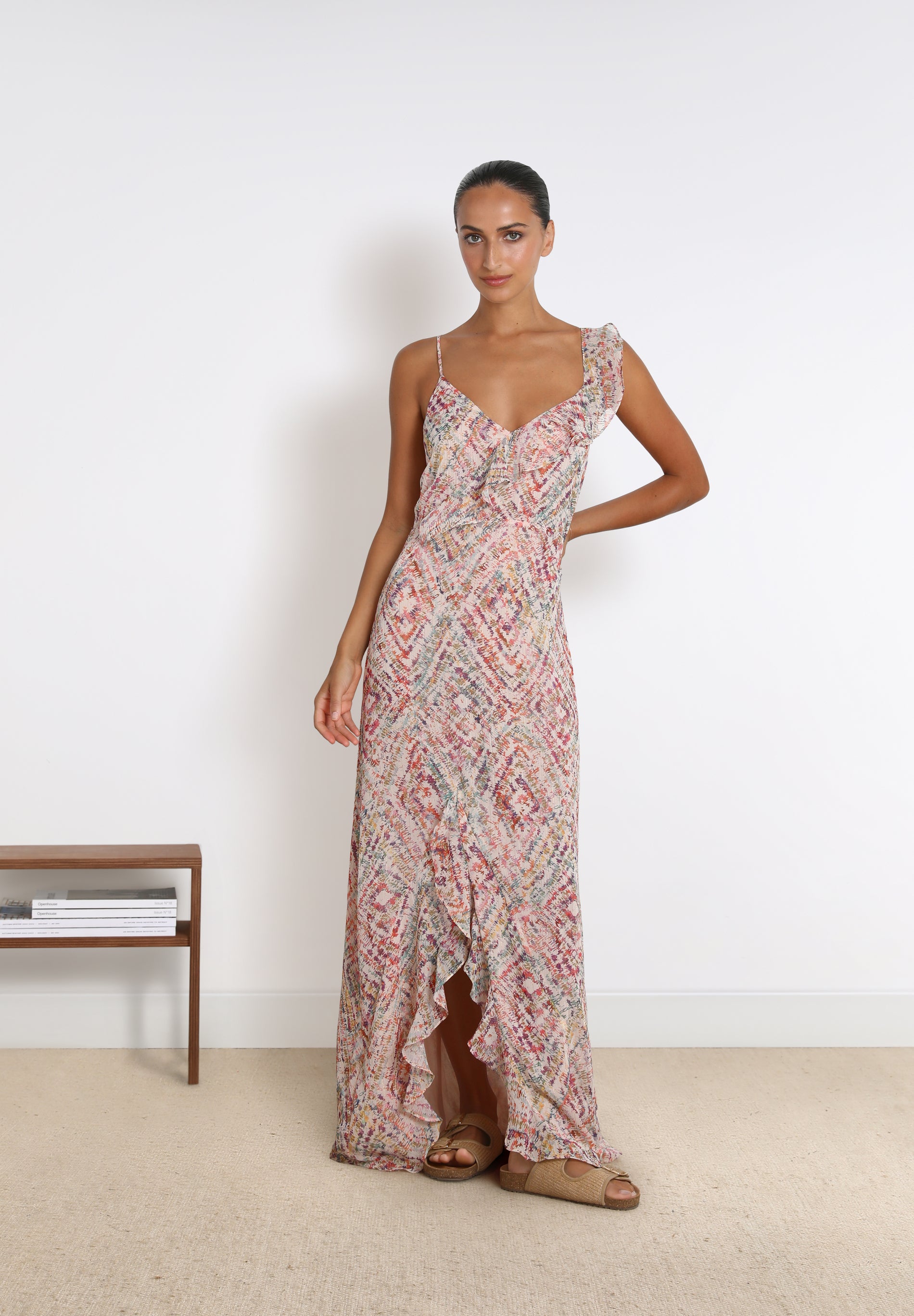 VESTIDO LARGO VOLANTE