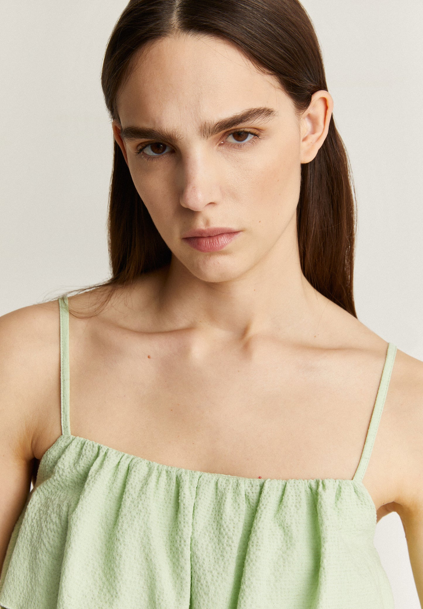 TOP CROPPED VOLANTES