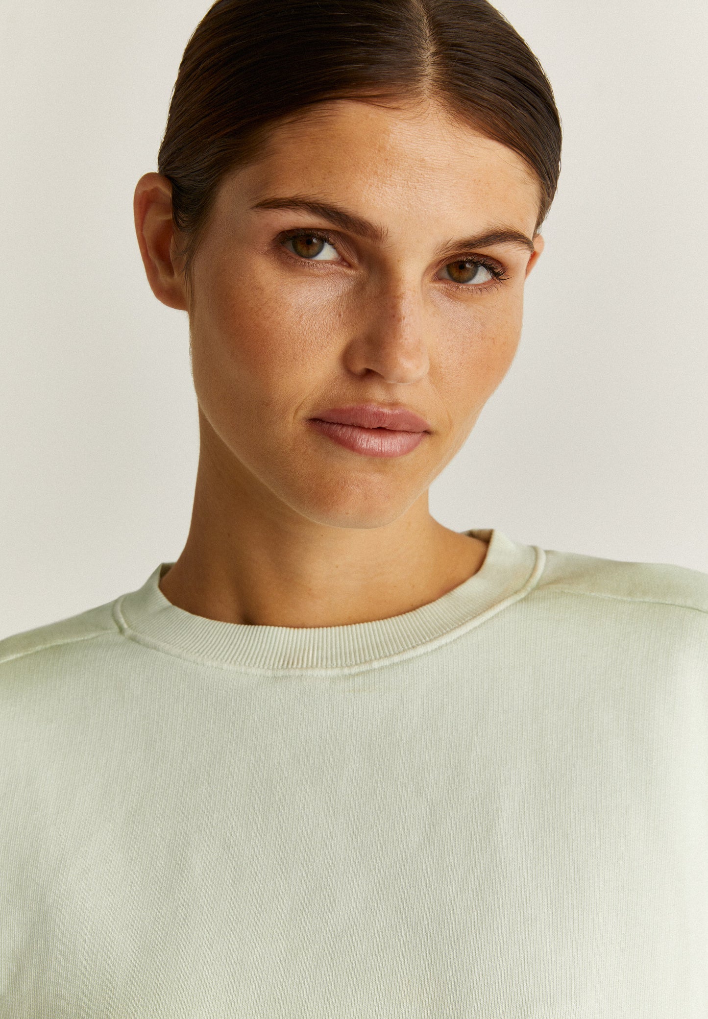 SUDADERA TIE DYE CALAVERA TRASERA