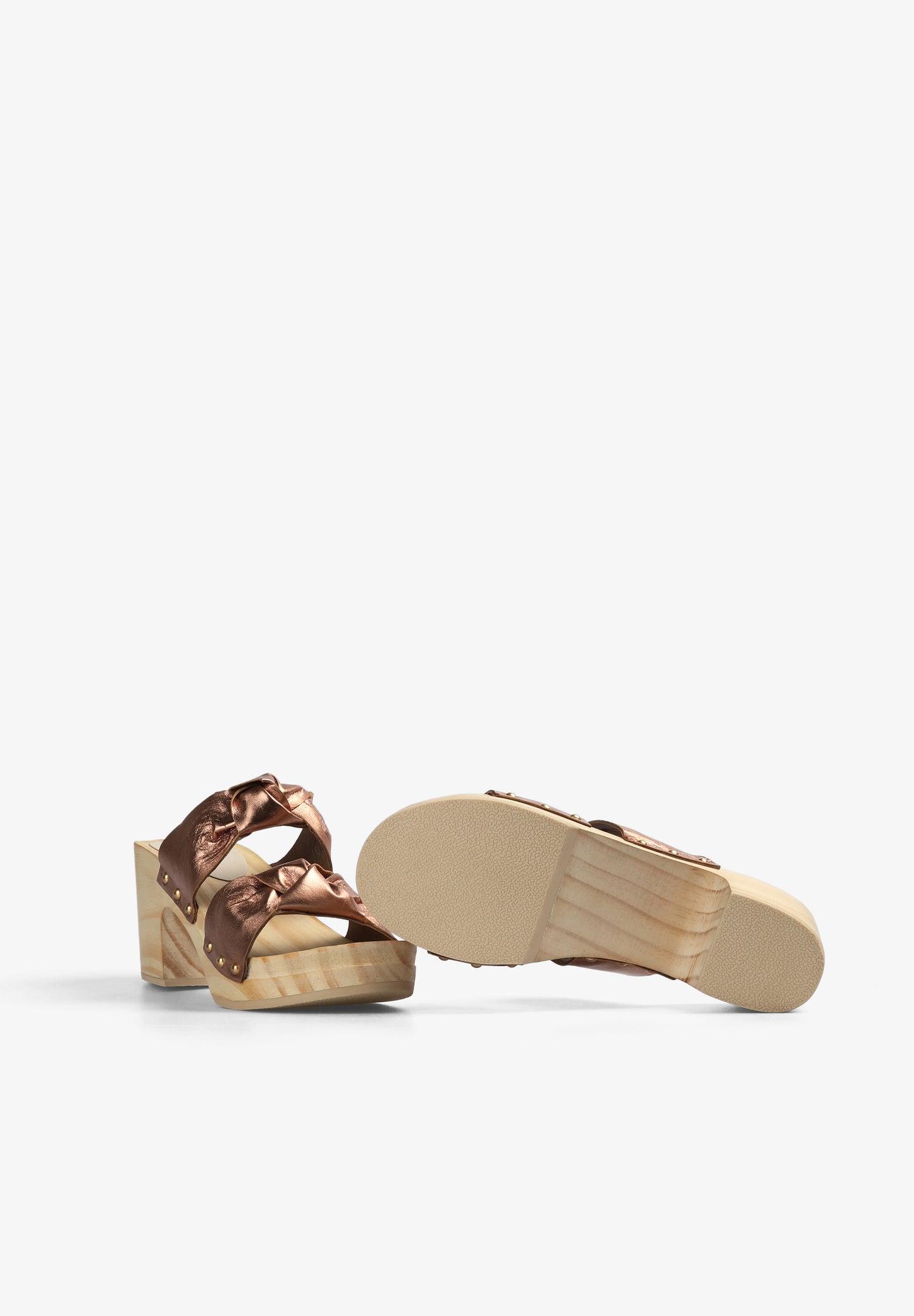 SANDALIA TACÓN NUDOS