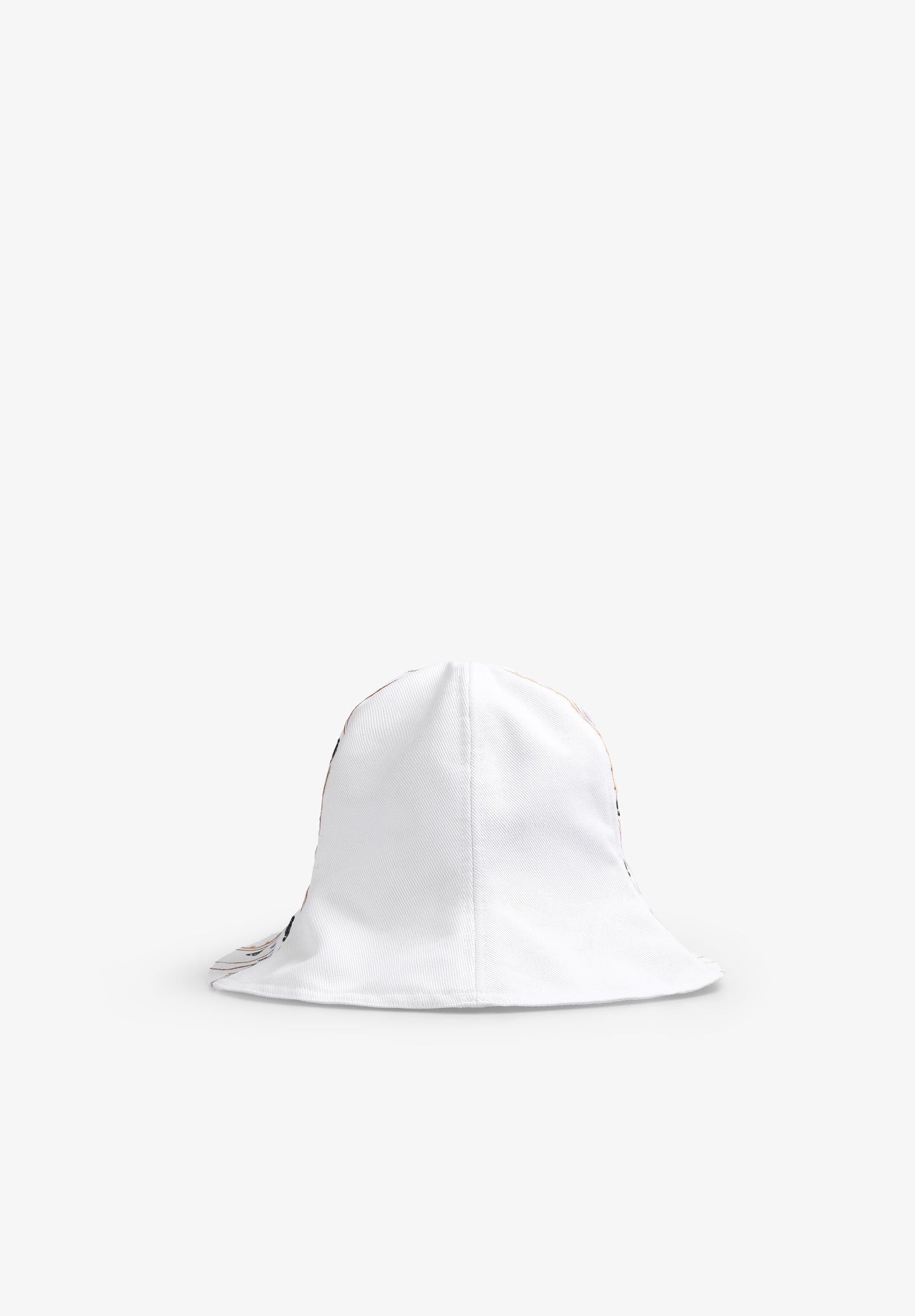 GORRO DENIM DETALLE BORDADO