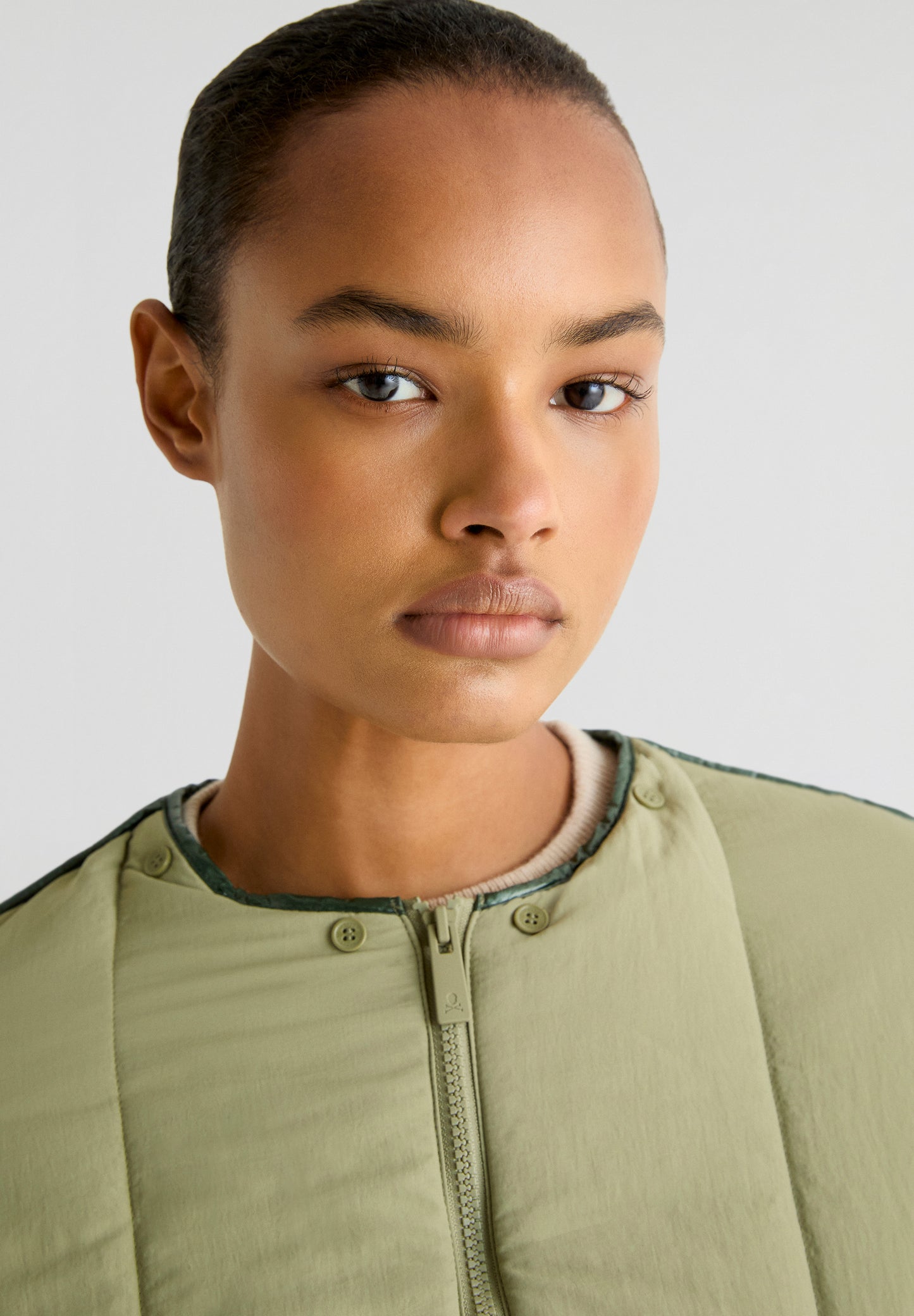 ABRICO ACOLCHADO CUELLO PELO