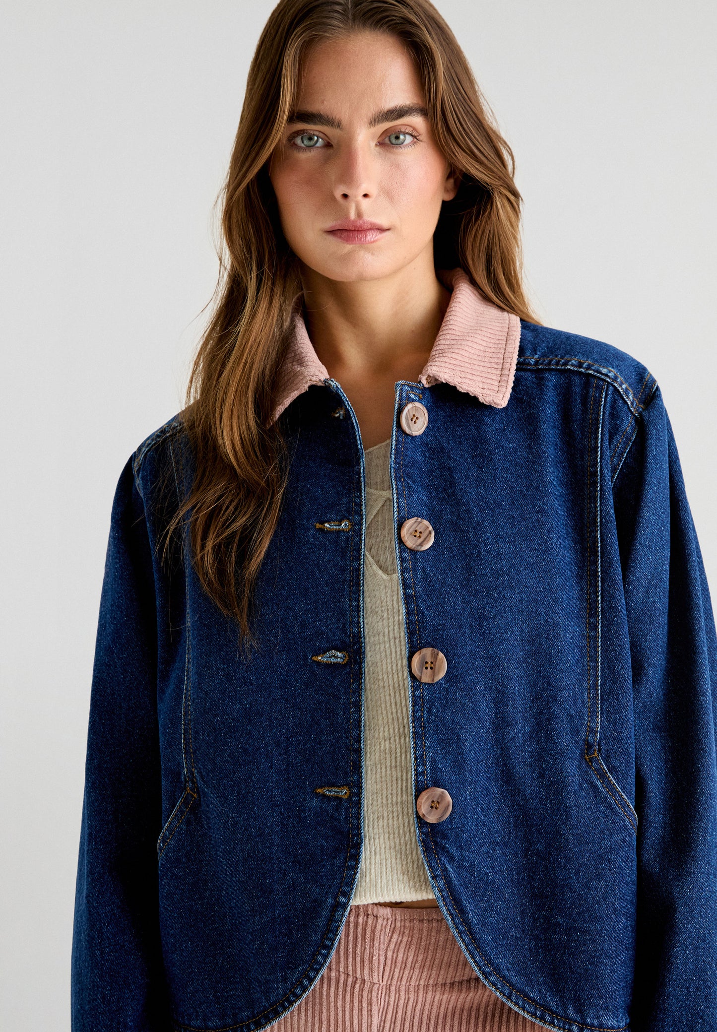 CHAQUETA DENIM CUELLO PANA