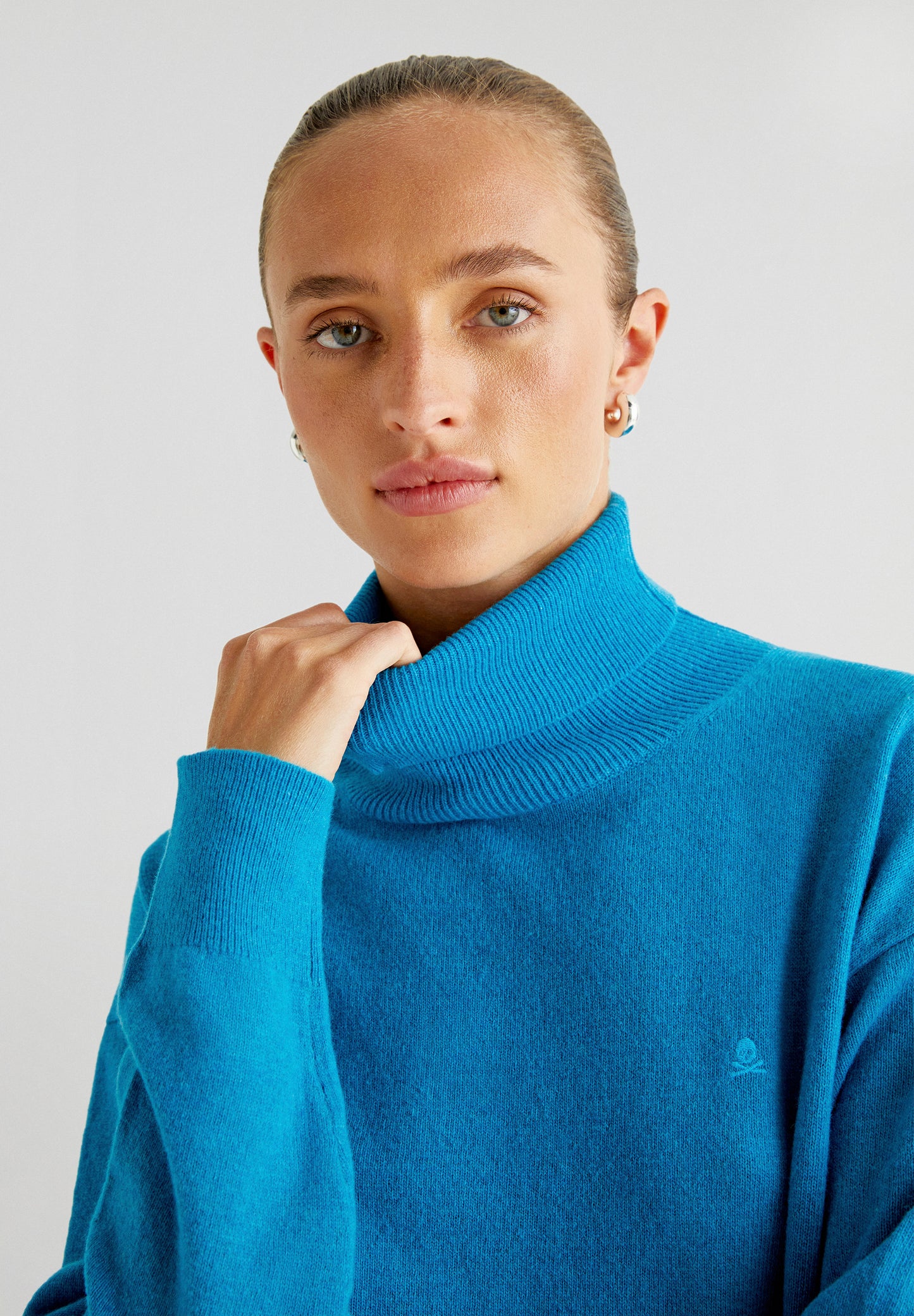 JERSEY CUELLO ALTO CALAVERA