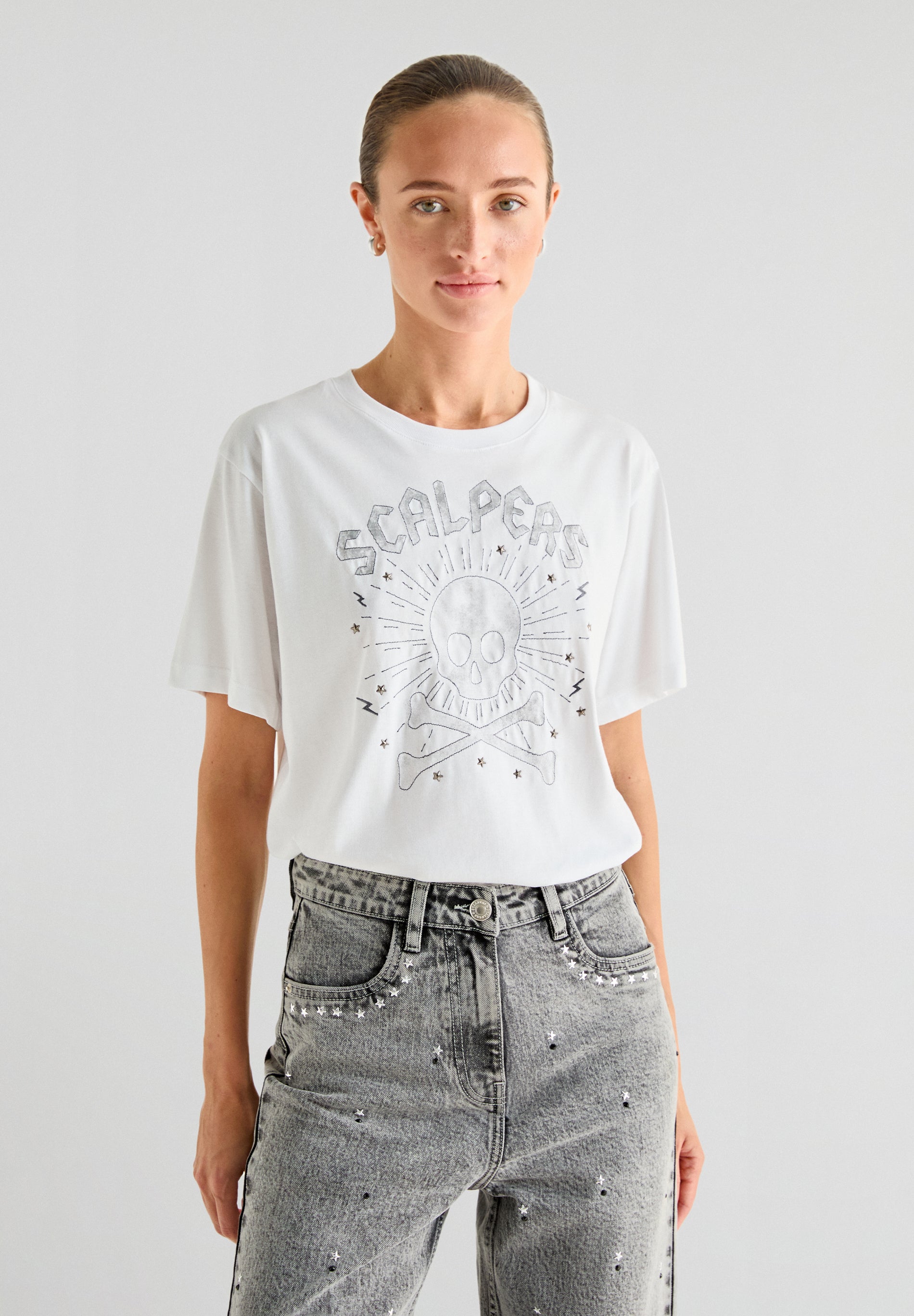 CAMISETA PRINT TACHAS ESTRELLAS