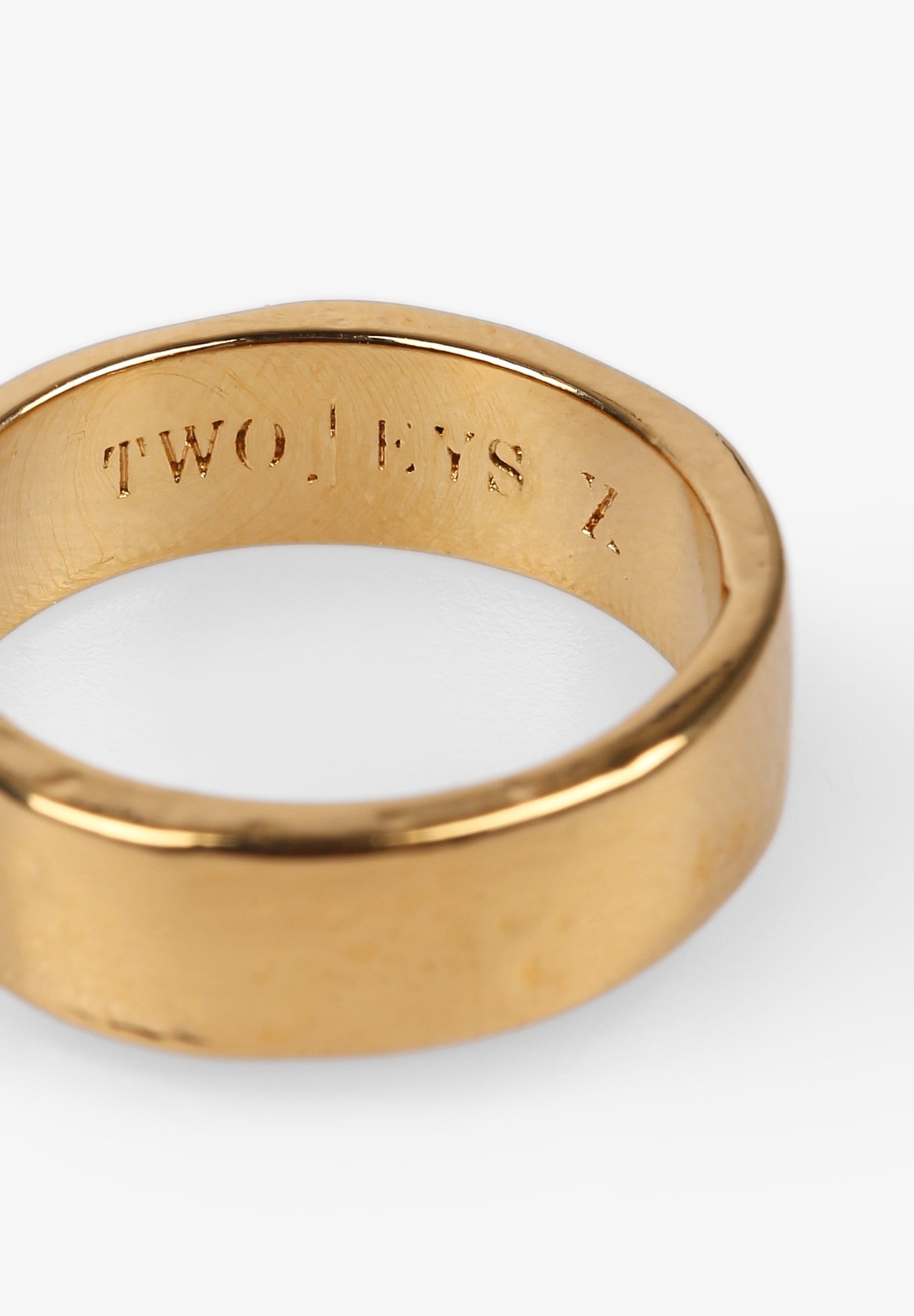 TWOJEYS | ANILLO 01 - Scalpers