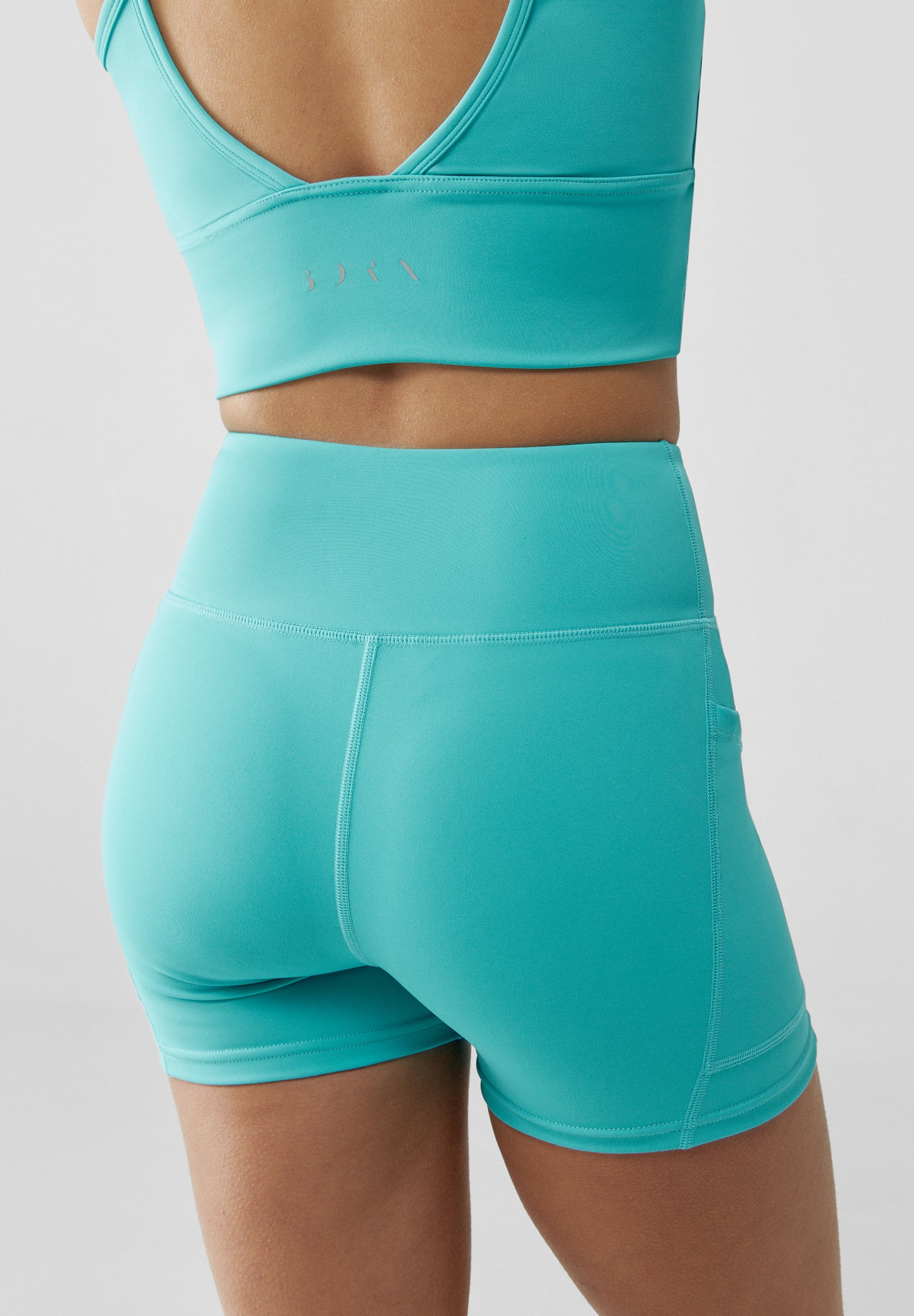 BORN LIVING YOGA | SHORTS SEIA