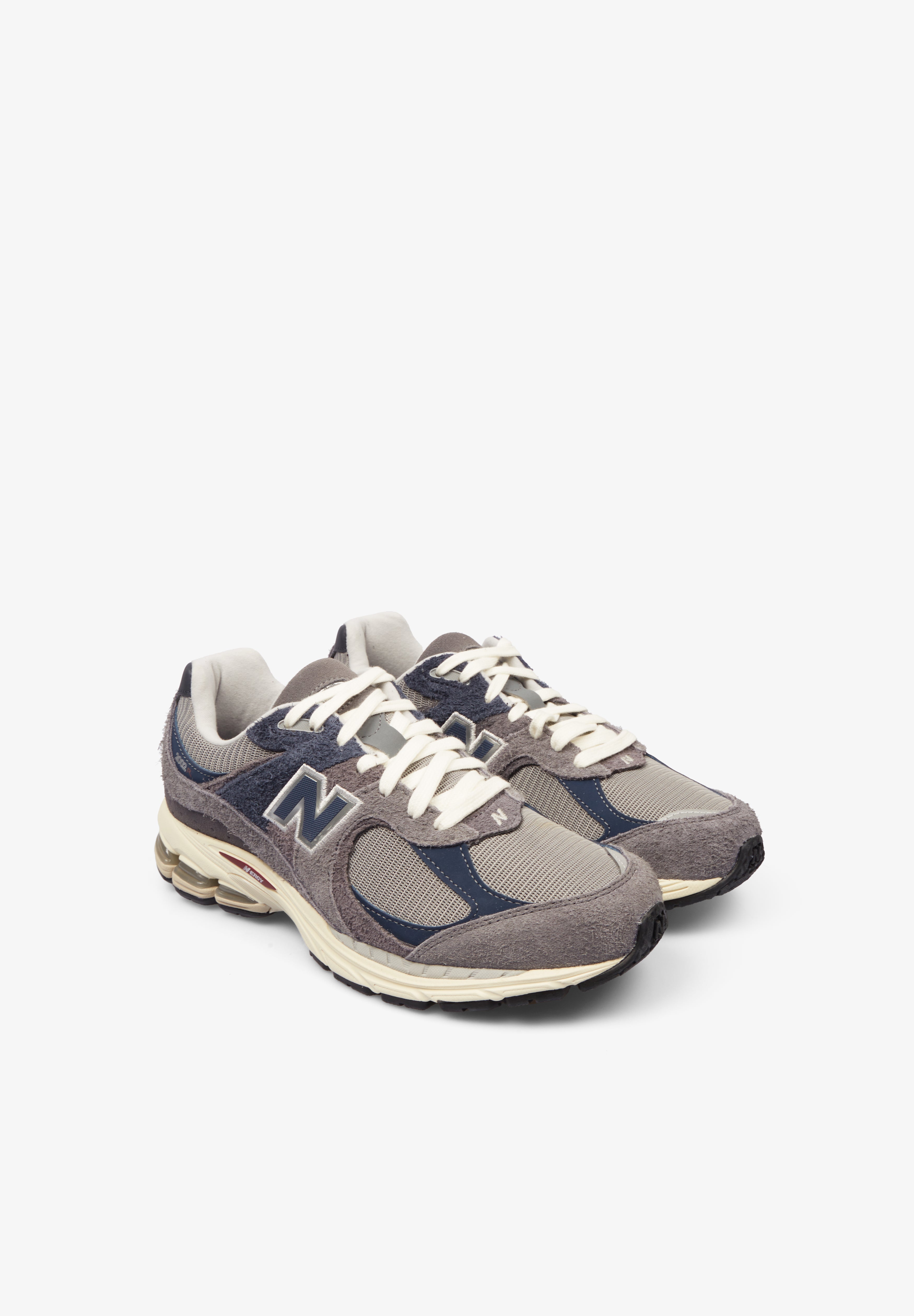 NEW BALANCE | SNEAKERS 2002R HOMBRE - Scalpers