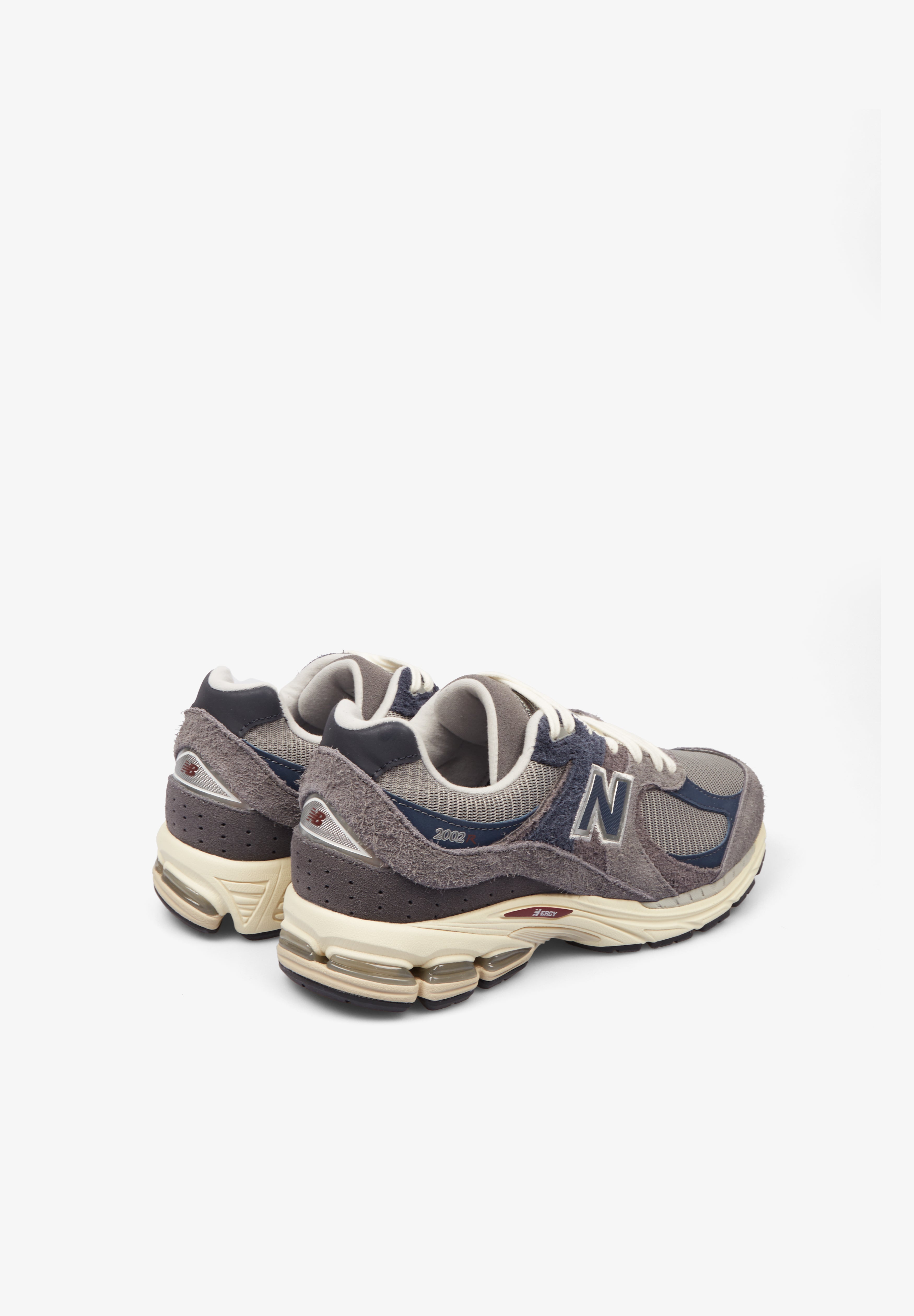 NEW BALANCE | SNEAKERS 2002R HOMBRE - Scalpers