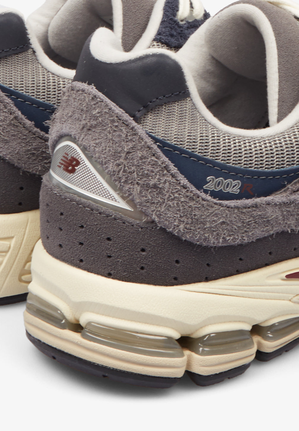 NEW BALANCE | SNEAKERS 2002R HOMBRE - Scalpers