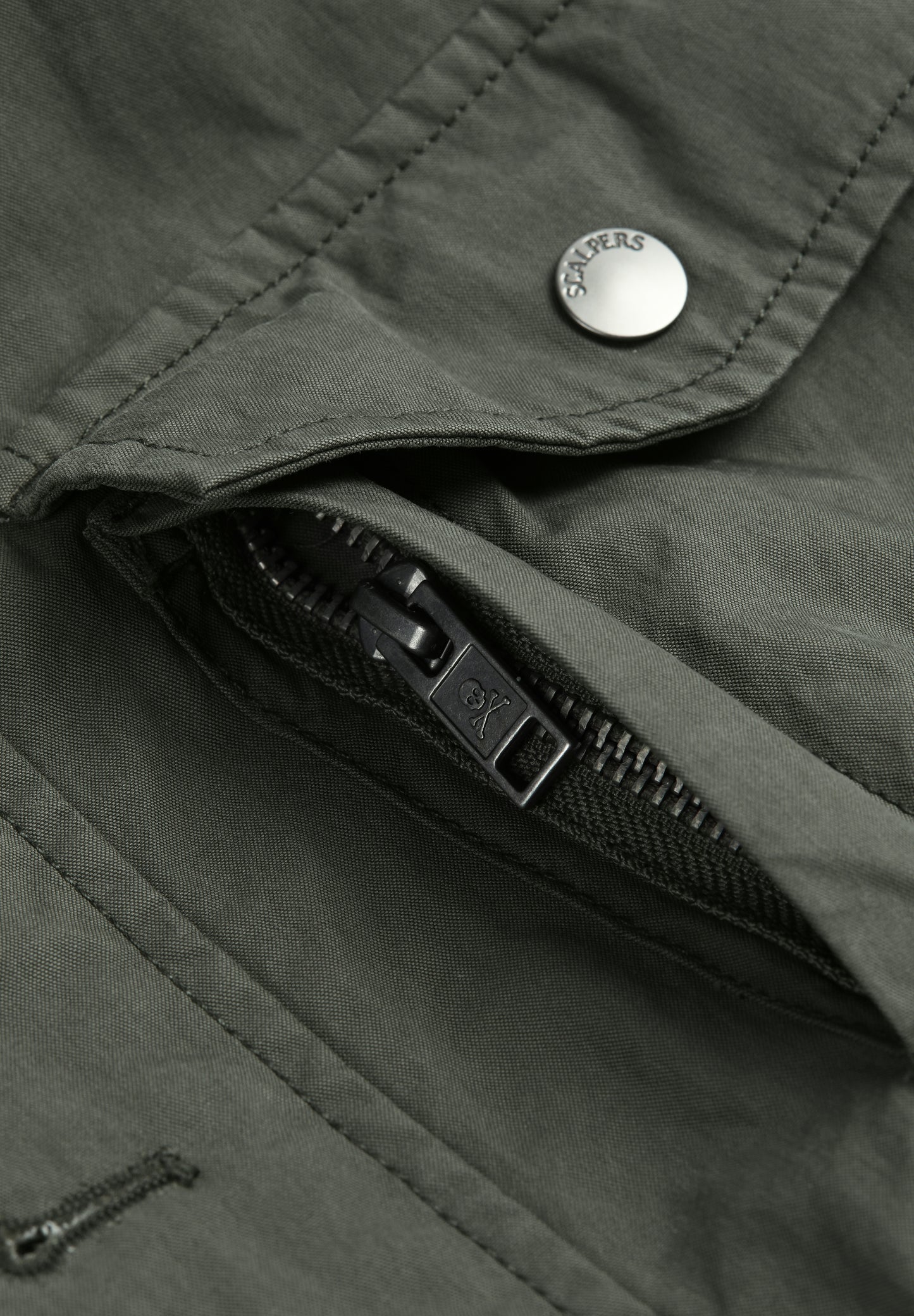 CHAQUETA MILITAR BOLSILLOS