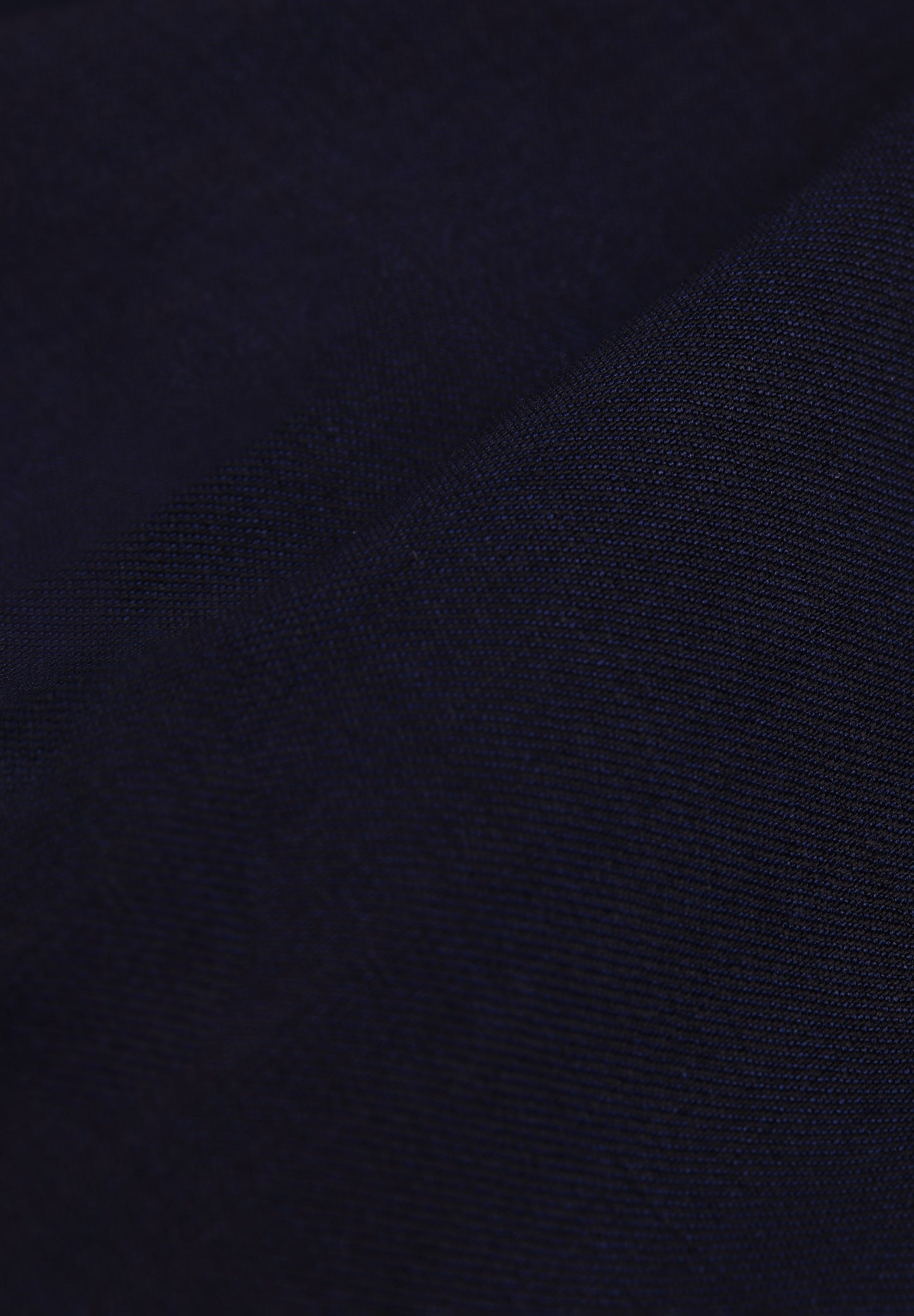 TRAJE CLÁSICO LISO AZUL MARINO