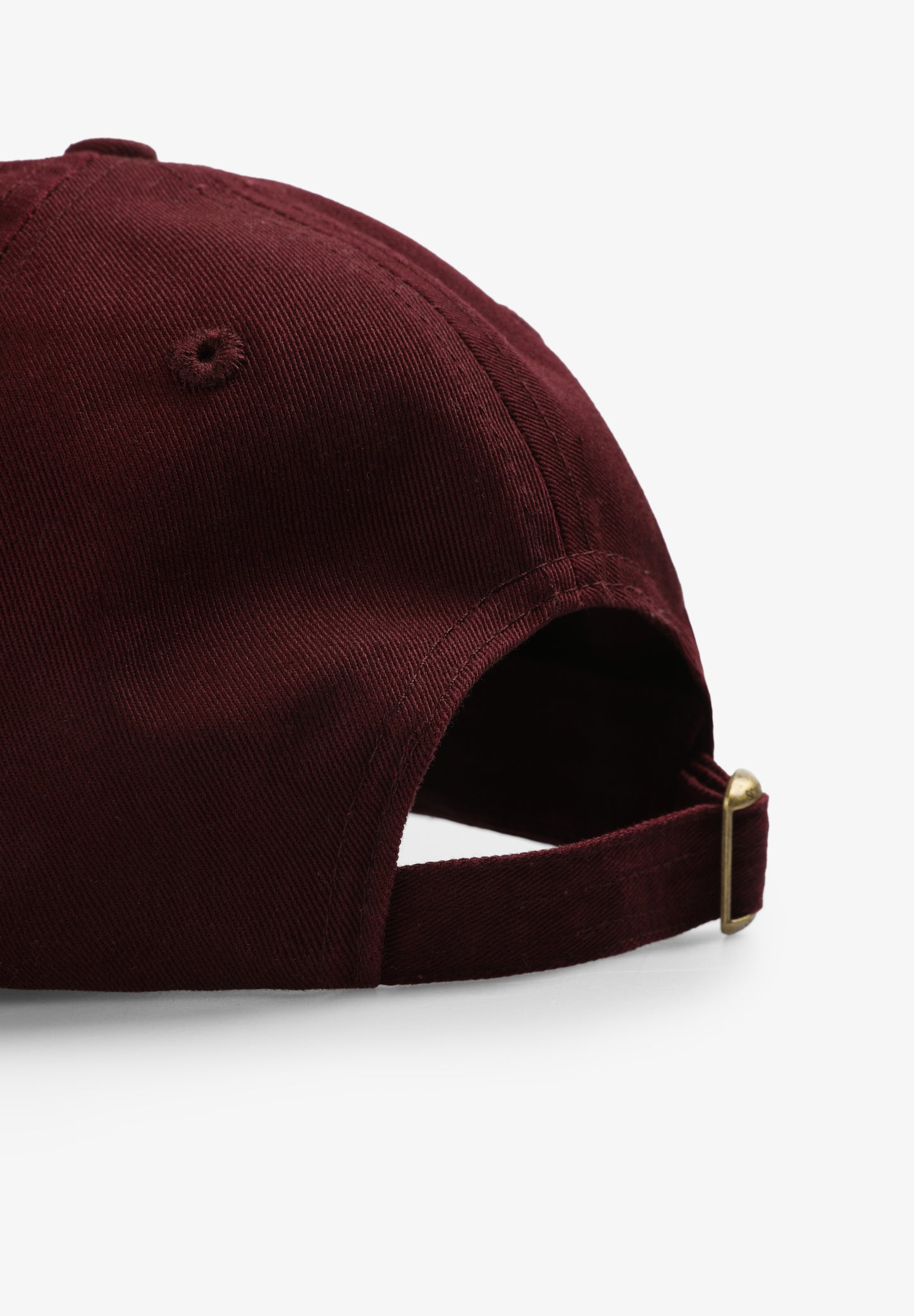 GORRA CALAVERA BORDADA TONO