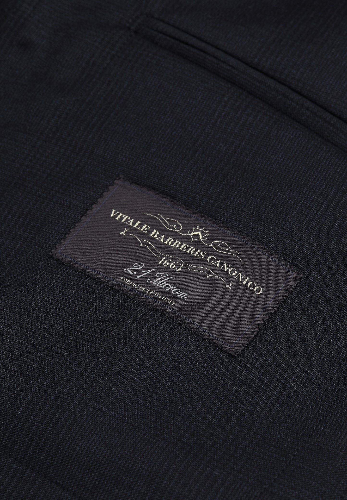 TRAJE PREMIUM LANA AZUL MARINO CUADROS