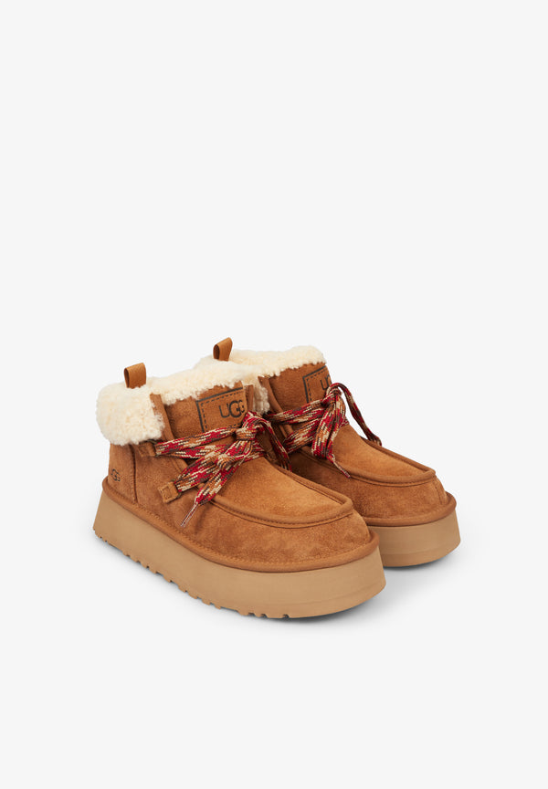UGG | BOTAS FUNKARRA CABIN CUFF MUJER